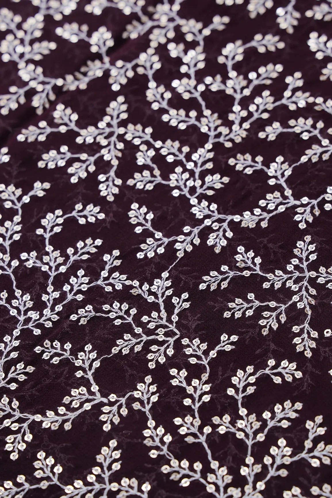 3.25 Meter Cut Piece Of White Thread With Gold Sequins Leafy Embroidery On Wine Georgette Fabric - doeraa