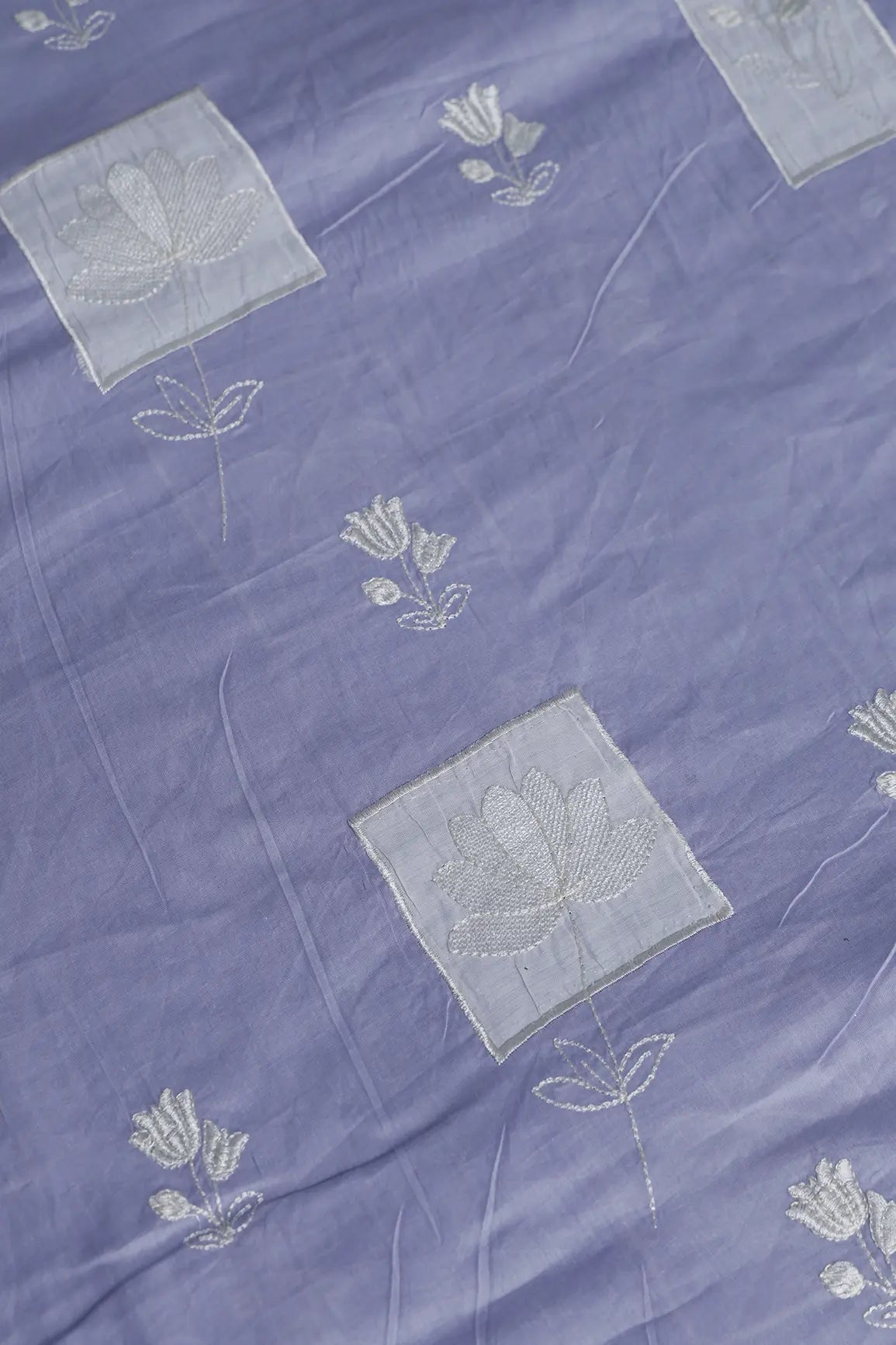 Applique Work Embroidery Design On Pastel Lilac Pure Mul Cotton Fabric - doeraa