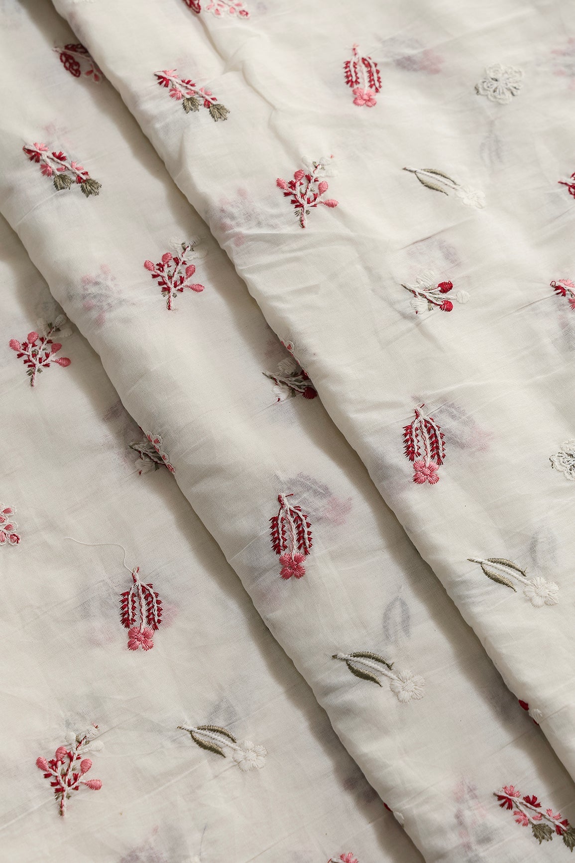 Beautiful Multi Thread Leafy Embroidery Work On Off White Organic Cotton Fabric - doeraa
