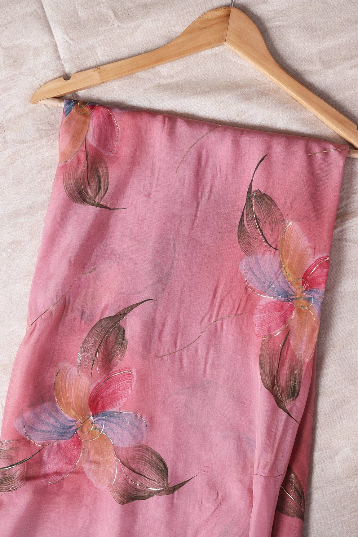 Beautiful Multicolor Floral Hand Painted With Foil Work On Pink Pure Organza Saree ( 5.5 Meters) - doeraa