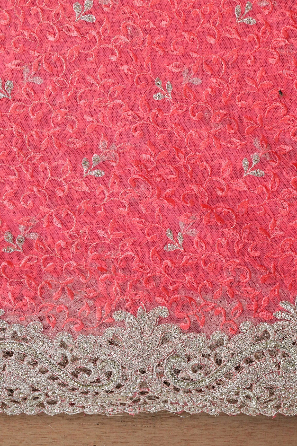 Big Width''56'' Gajri Pink Thread With Zari Leafy Embroidery Work On Gajri Pink Soft Net Fabric With Border - doeraa