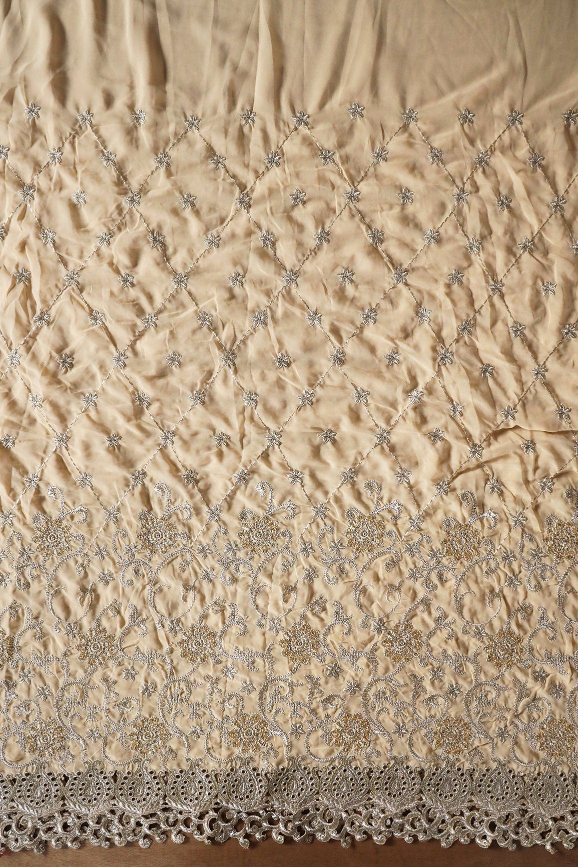 Big Width''56'' Gold And Silver Zari Floral Embroidery Work On Beige Georgette Fabric With Border - doeraa