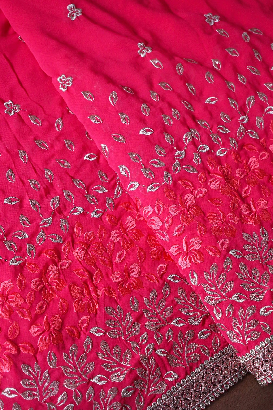 Big Width''56'' Silver Zari Leafy Embroidery Work On Gajri Georgette Fabric With Border - doeraa