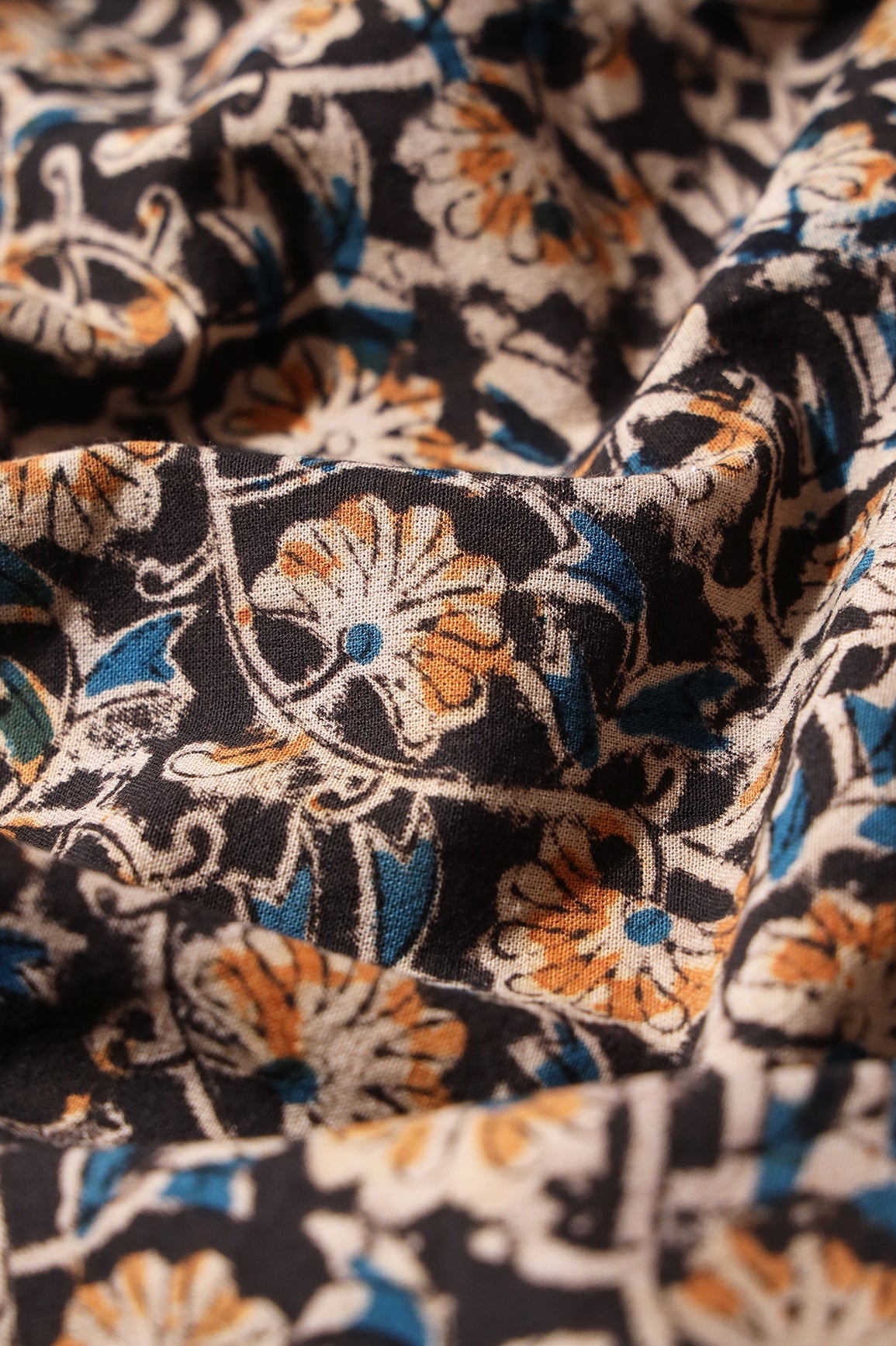 Black And Light Beige Floral Pattern Handblock Kalamkari Organic Cotton Fabric - doeraa