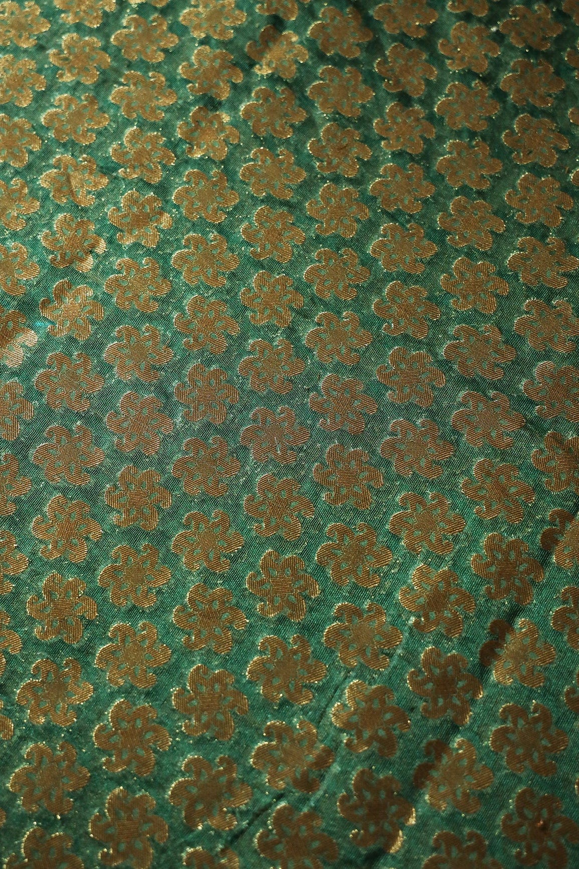 Bottle Green Floral Motif Pure Net Gold Zari Banarasi Jacquard Fabric - doeraa