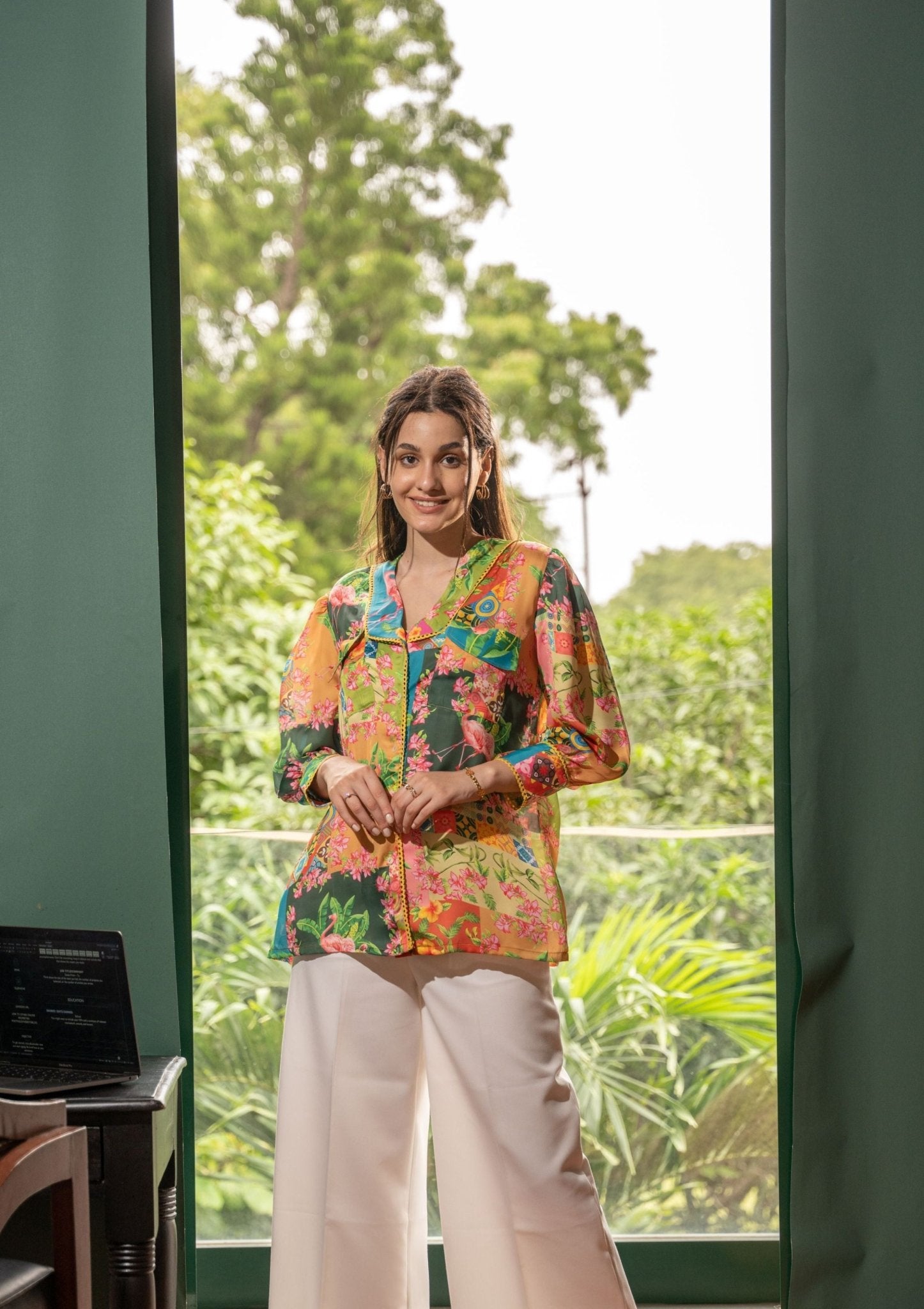 Cara Botanical Patch Print Satin Shirt - doeraa