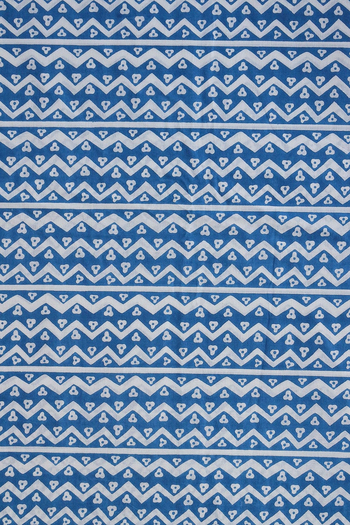 Cobalt Blue And White Chevron Pattern Print On Pure Cotton Fabric - doeraa