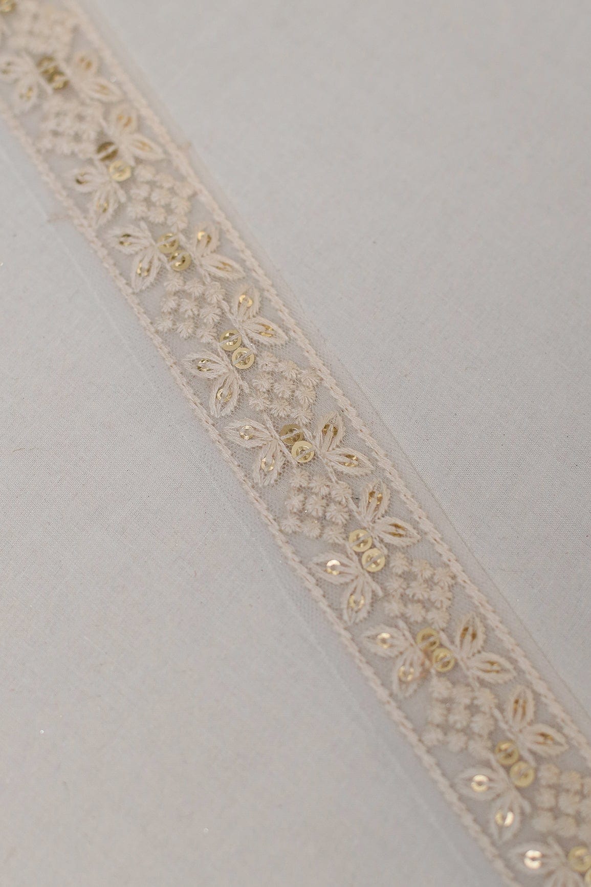 Dyeable White Thread Work With Gold Sequins Embroidered Lace (9 Meters) - doeraa