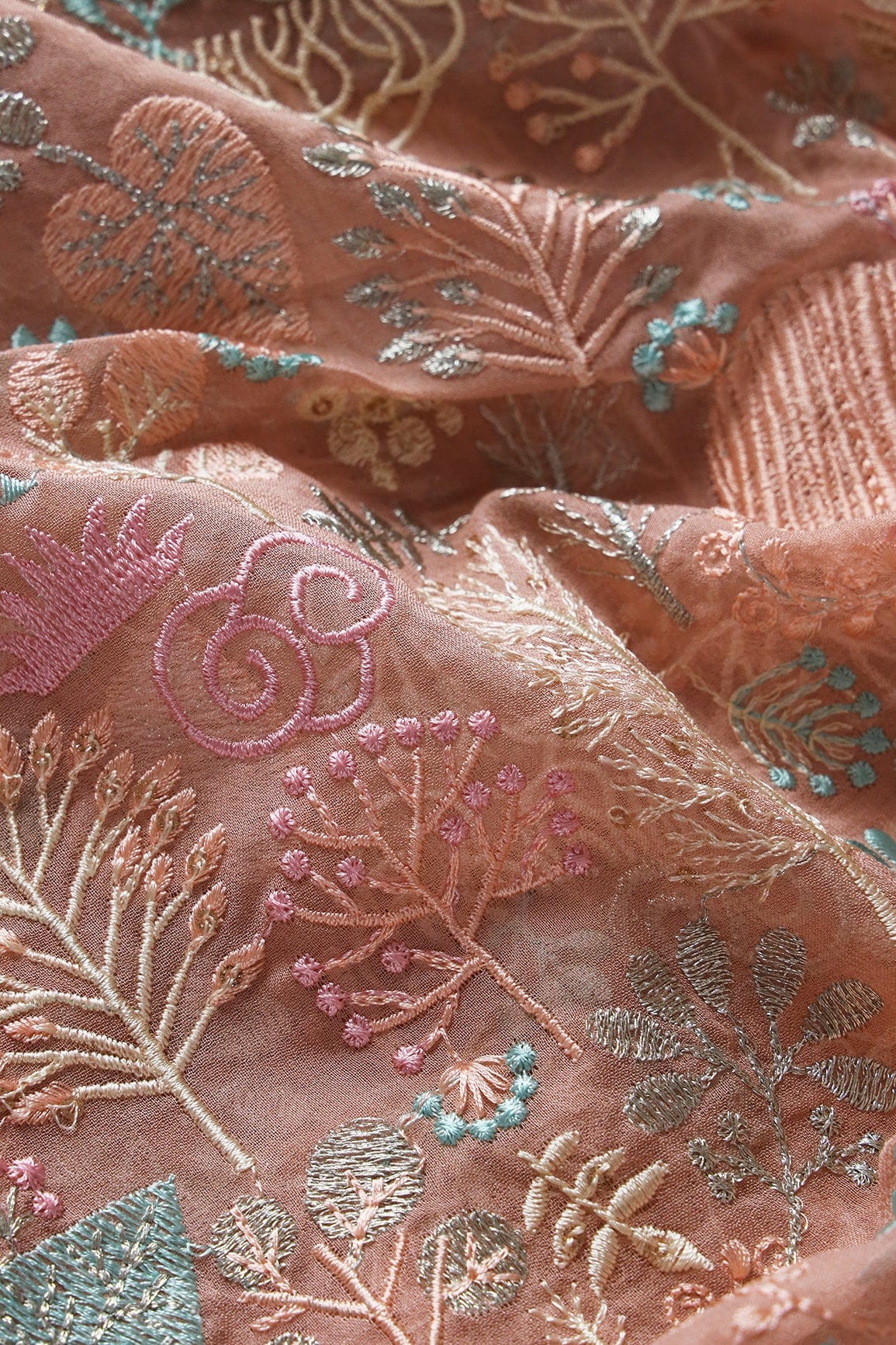 doeraa Embroidery Fabrics 1 Meter Cut Piece Of Multi Thread Beautiful Floral Embroidery On Peach Viscose Georgette Fabric