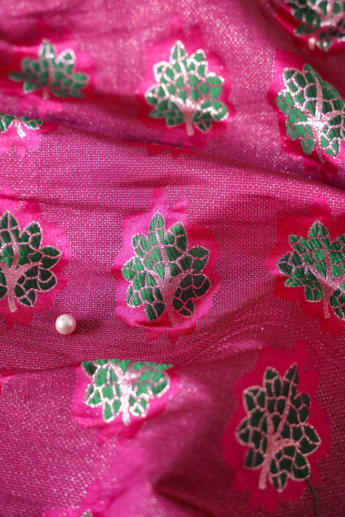 Fuchsia And Green Leafy Jute Banarasi Zari Jacquard Fabric - doeraa