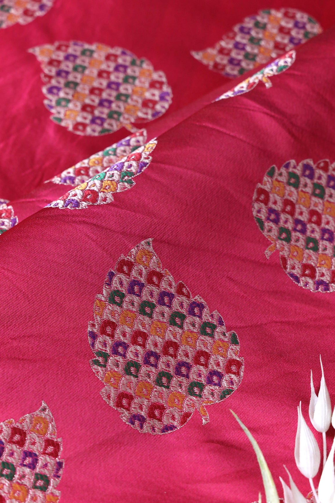 Fuchsia Leafy Silk Satin Jute Banarasi Jacquard Fabric - doeraa