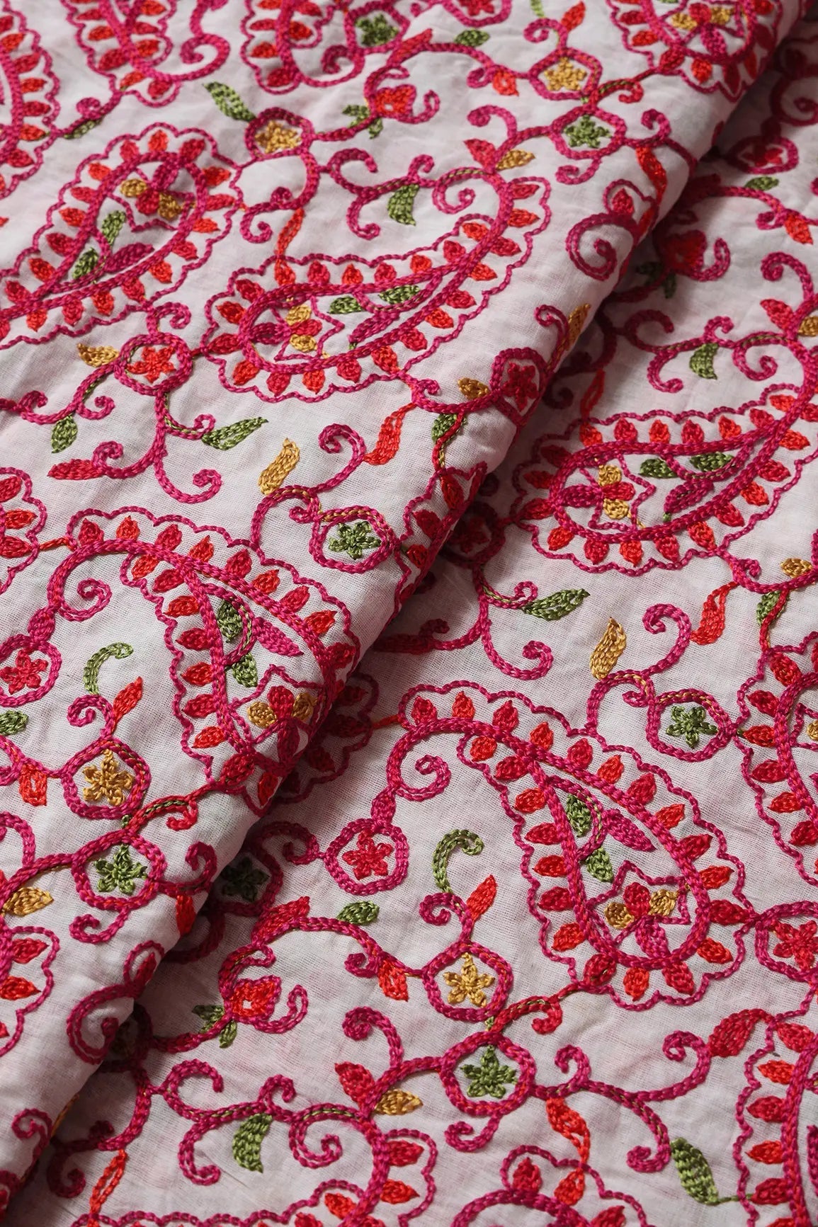 Fuchsia Thread Beautiful Paisley Kashmiri Embroidery Work On Off White Pure Cotton Fabric - doeraa