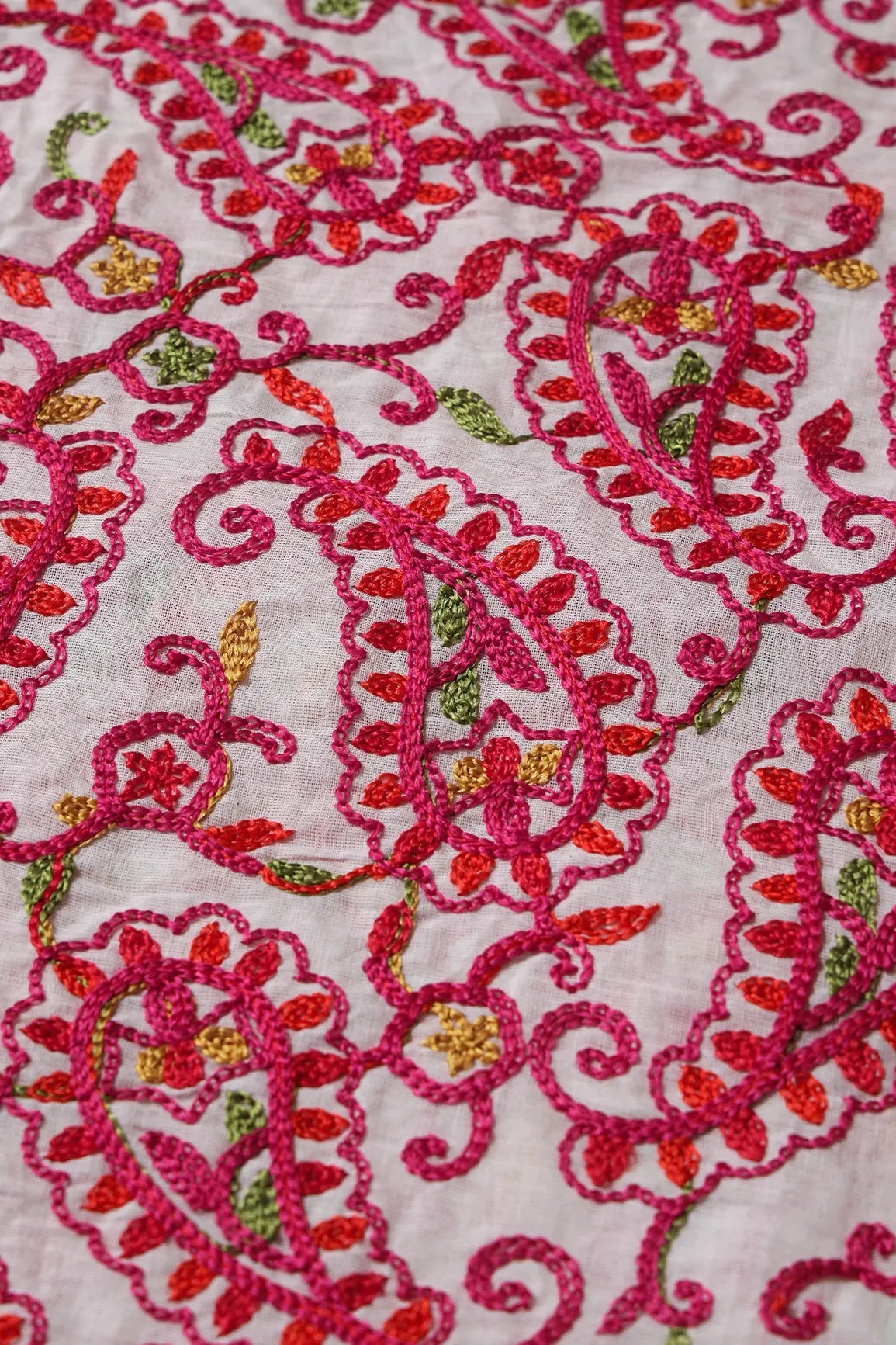 Fuchsia Thread Beautiful Paisley Kashmiri Embroidery Work On Off White Pure Cotton Fabric - doeraa