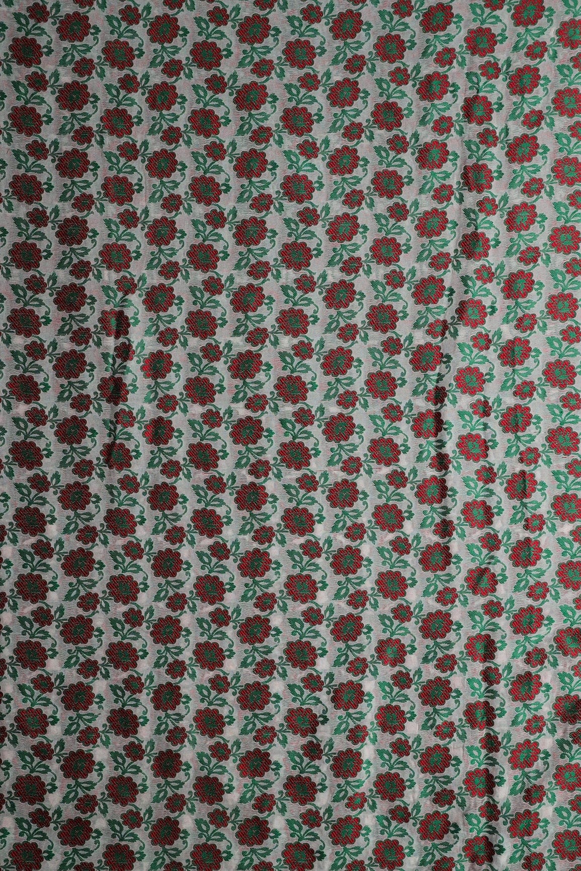 Green And Red Floral Pure Kashmiri Silk Gold Zari Dyeable Banarasi Jacquard Fabric - doeraa