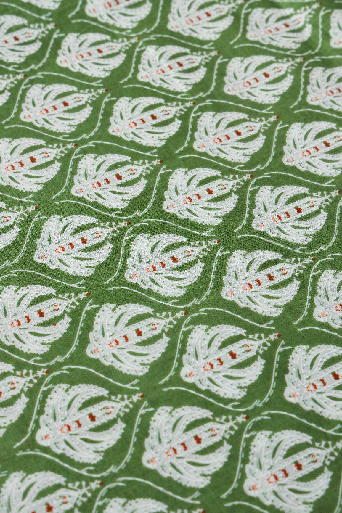 Green And White Ogee Print On Pure Cotton Fabric - doeraa