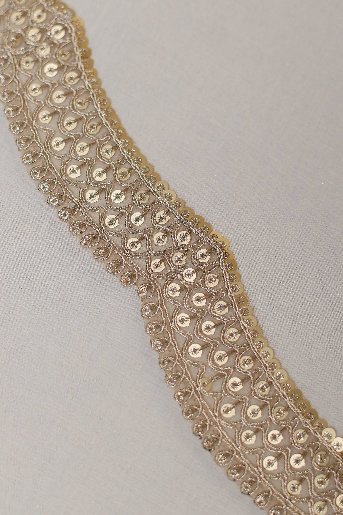 doeraa Laces Gold Zari With Gold Sequins Embroidered Lace (9 Meters)