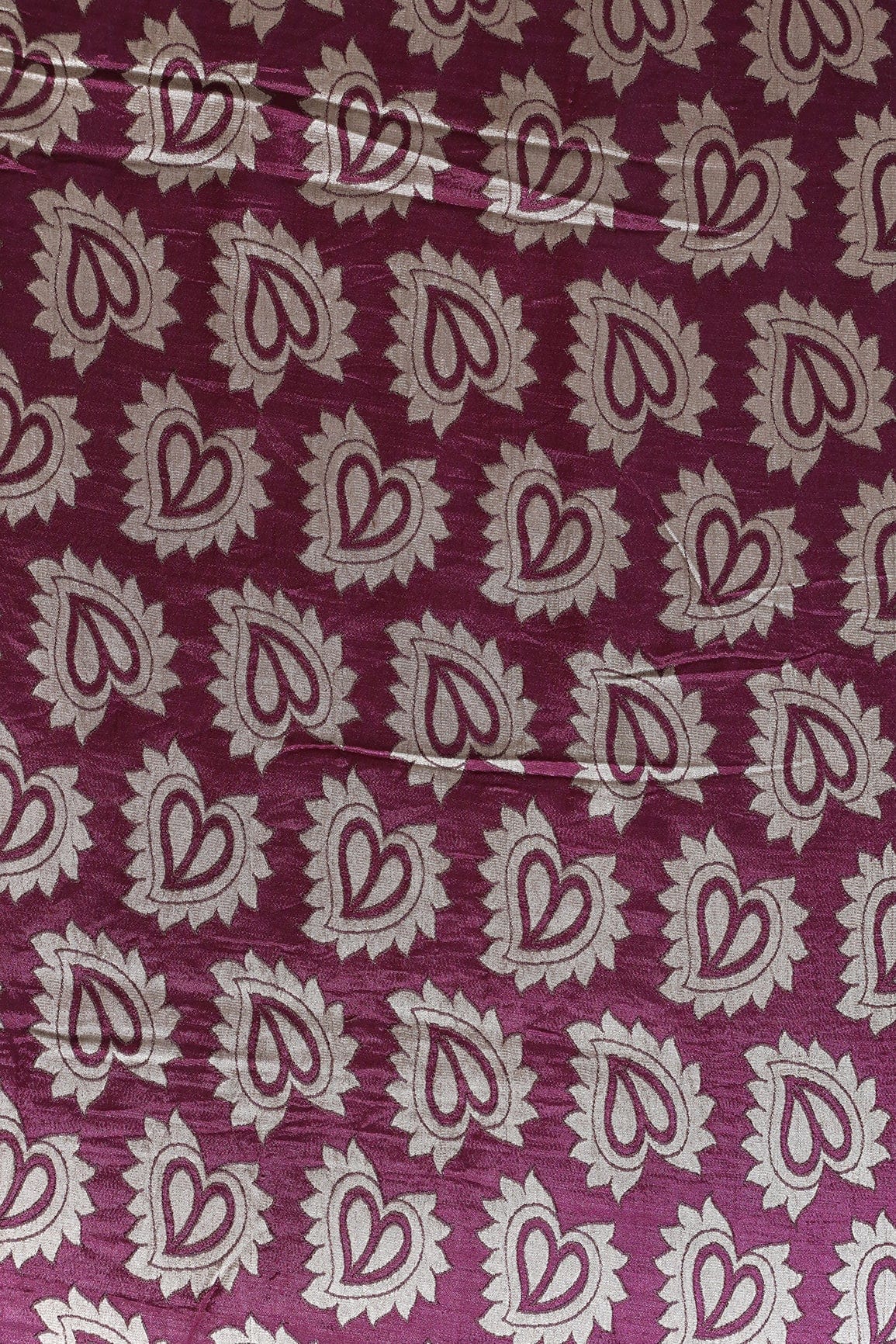 Leafy Magenta Double Cloth Jacquard Banarasi Fabric - doeraa