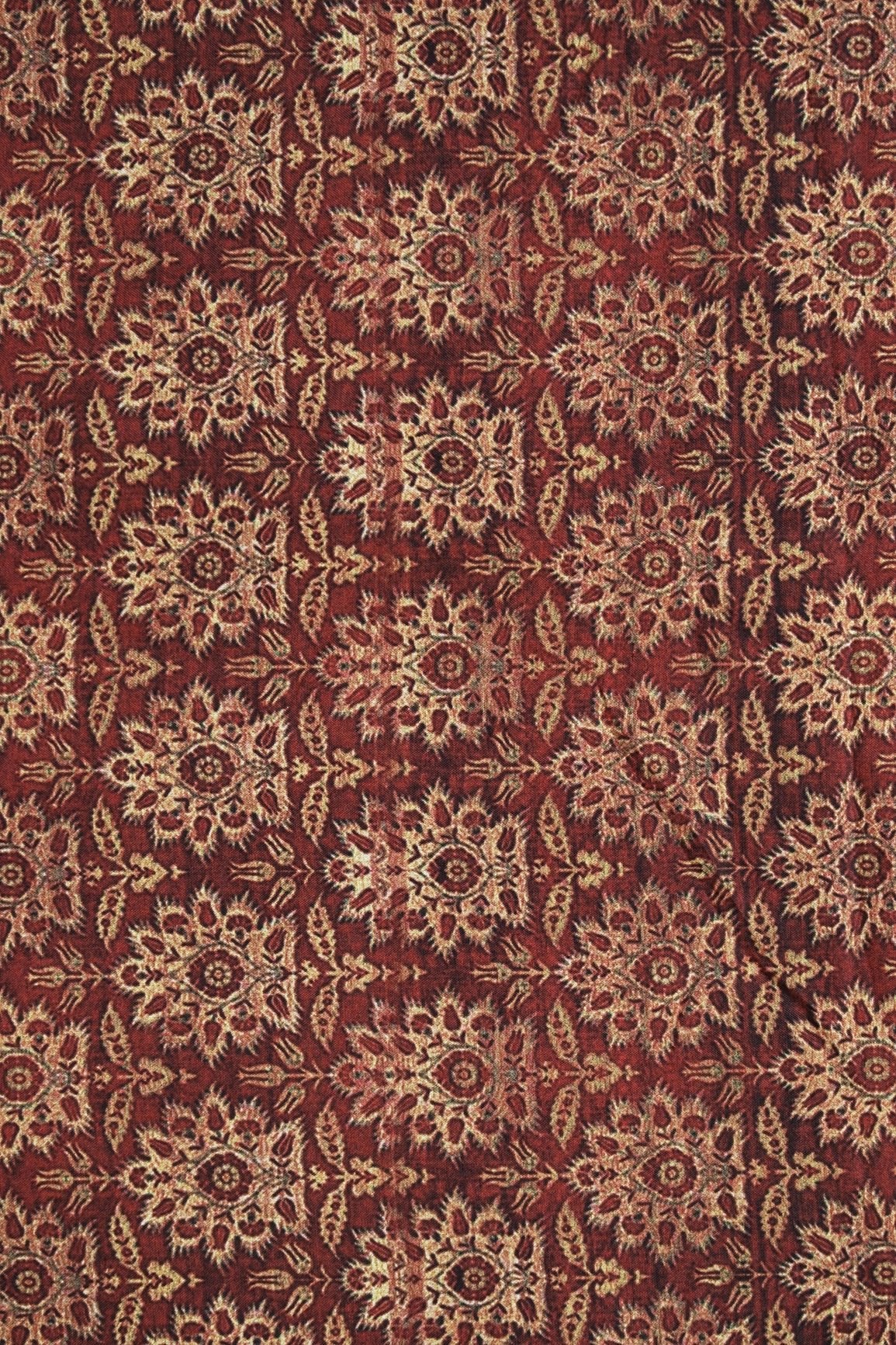 Maroon And Cream Floral Pattern Digital Print On Mix Polyester Fabric - doeraa