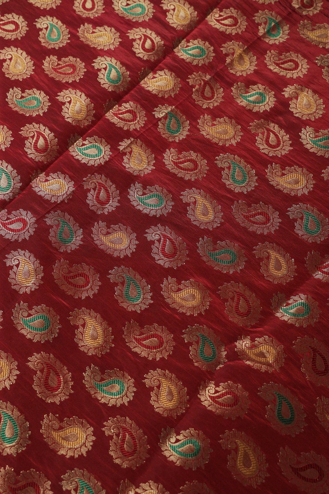 Maroon Paisley Silk Gold Zari Banarasi Jacquard Fabric - doeraa