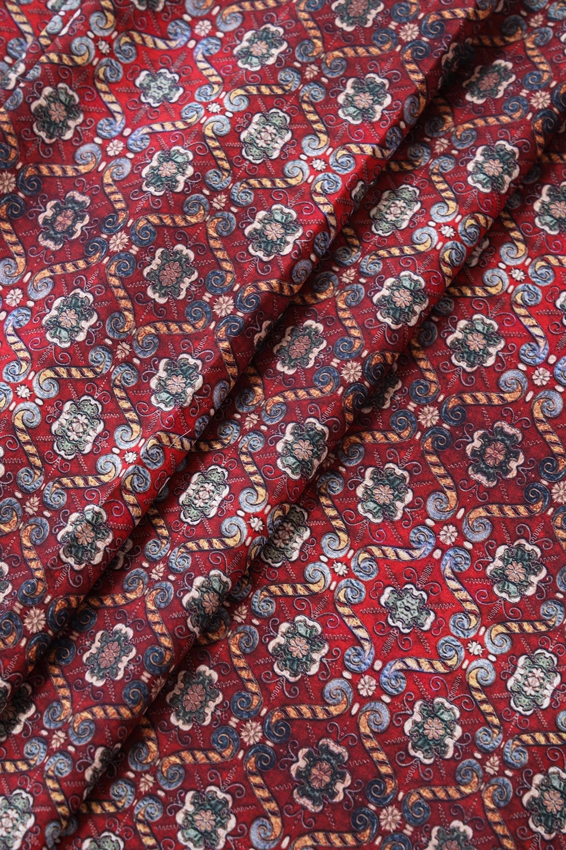 Maroon Trellis Pattern Digital Print On Mix Polyester Fabric - doeraa