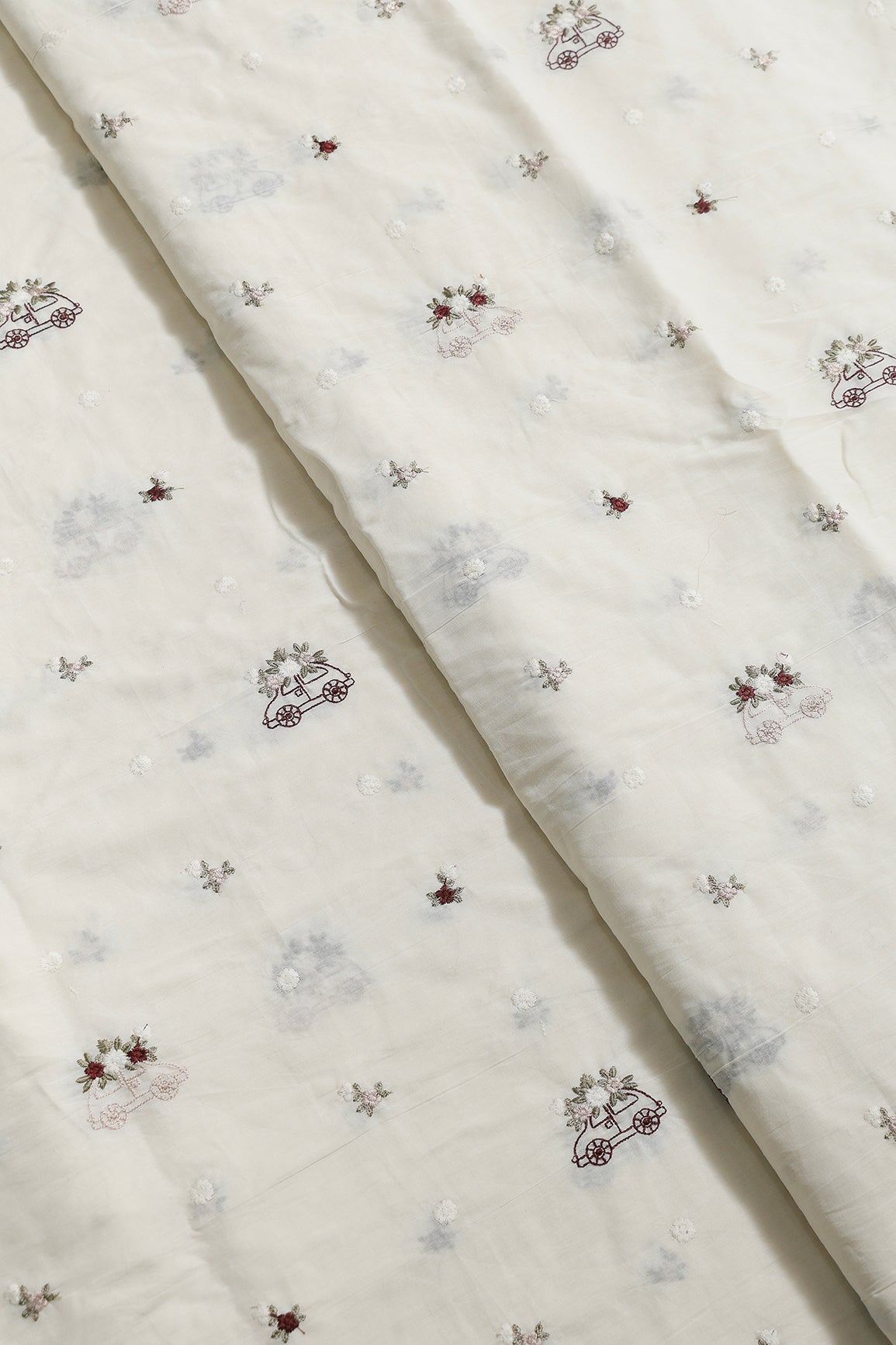 Multi Color Thread Car Motif Embroidery Design Work On Off White Organic Cotton Fabric - doeraa