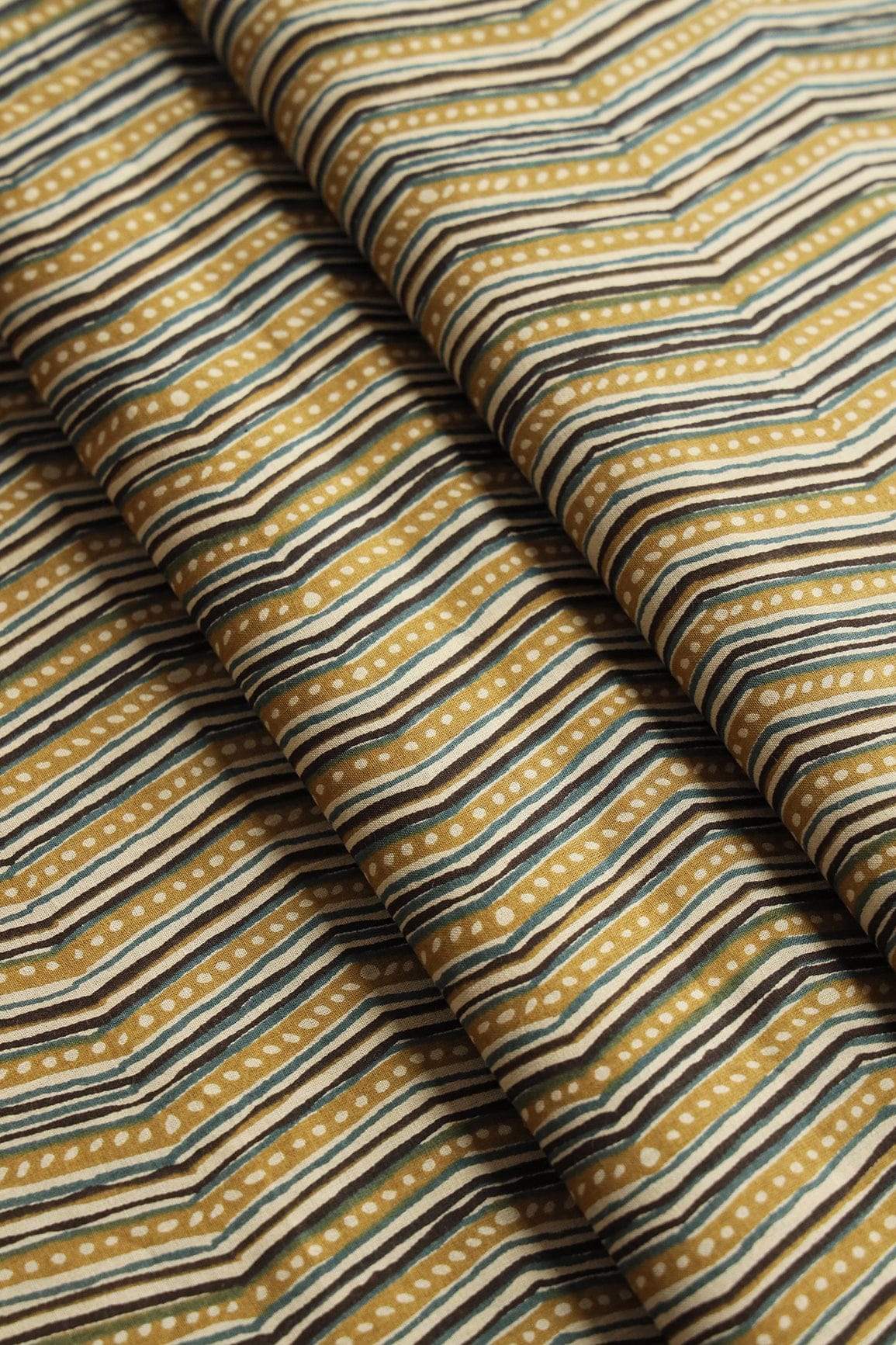 Olive And Beige Chevron Print On Pure Cotton Fabric - doeraa