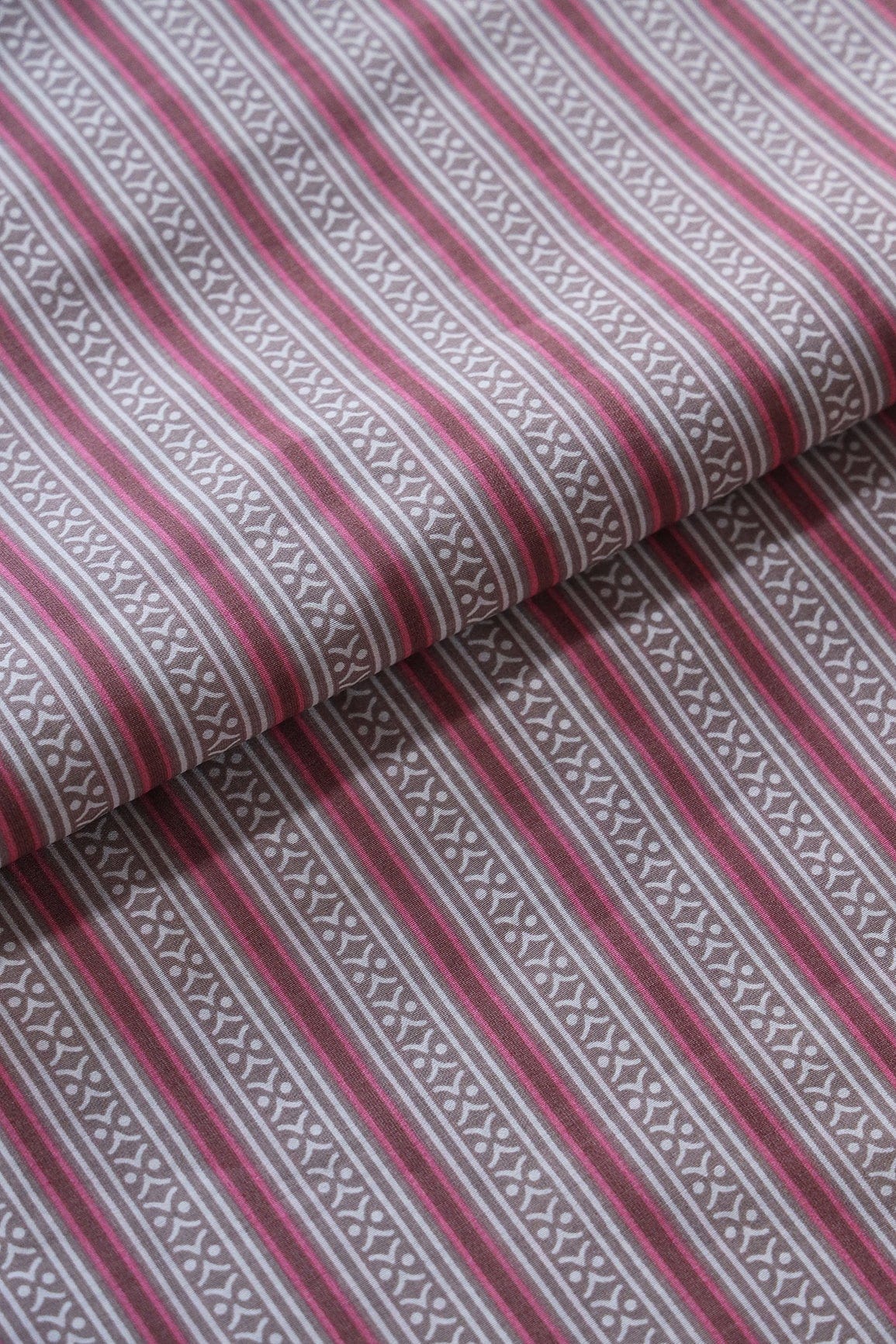 Pink And Beige Stripes Print On Viscose Chanderi Silk Fabric - doeraa