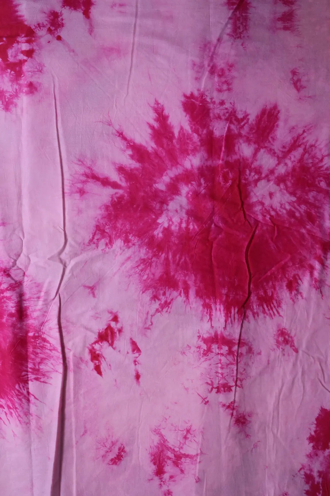Pink And Off White Tie & Dye Shibori Print On Pure Cotton Fabric - doeraa