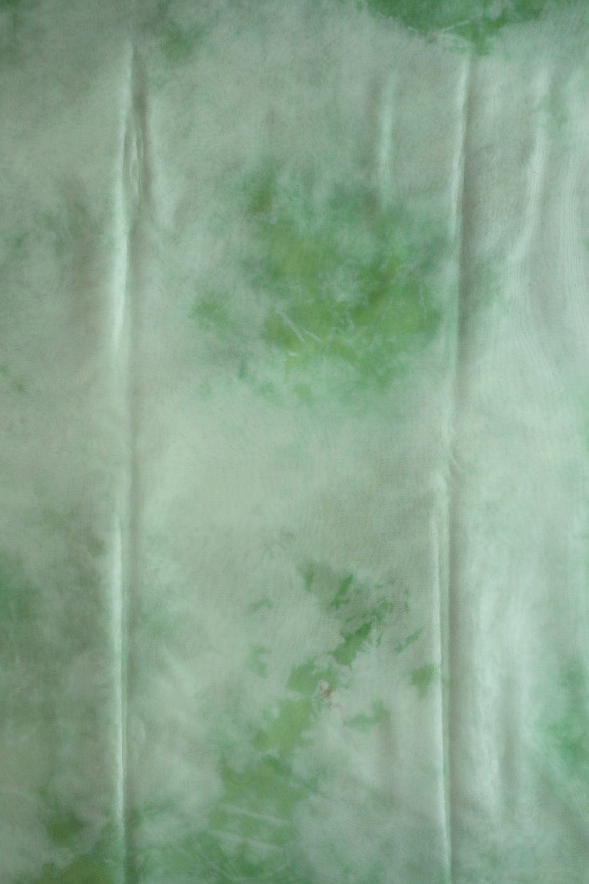 Pista Green Tie & Dye Shibori Print On Organza Fabric - doeraa