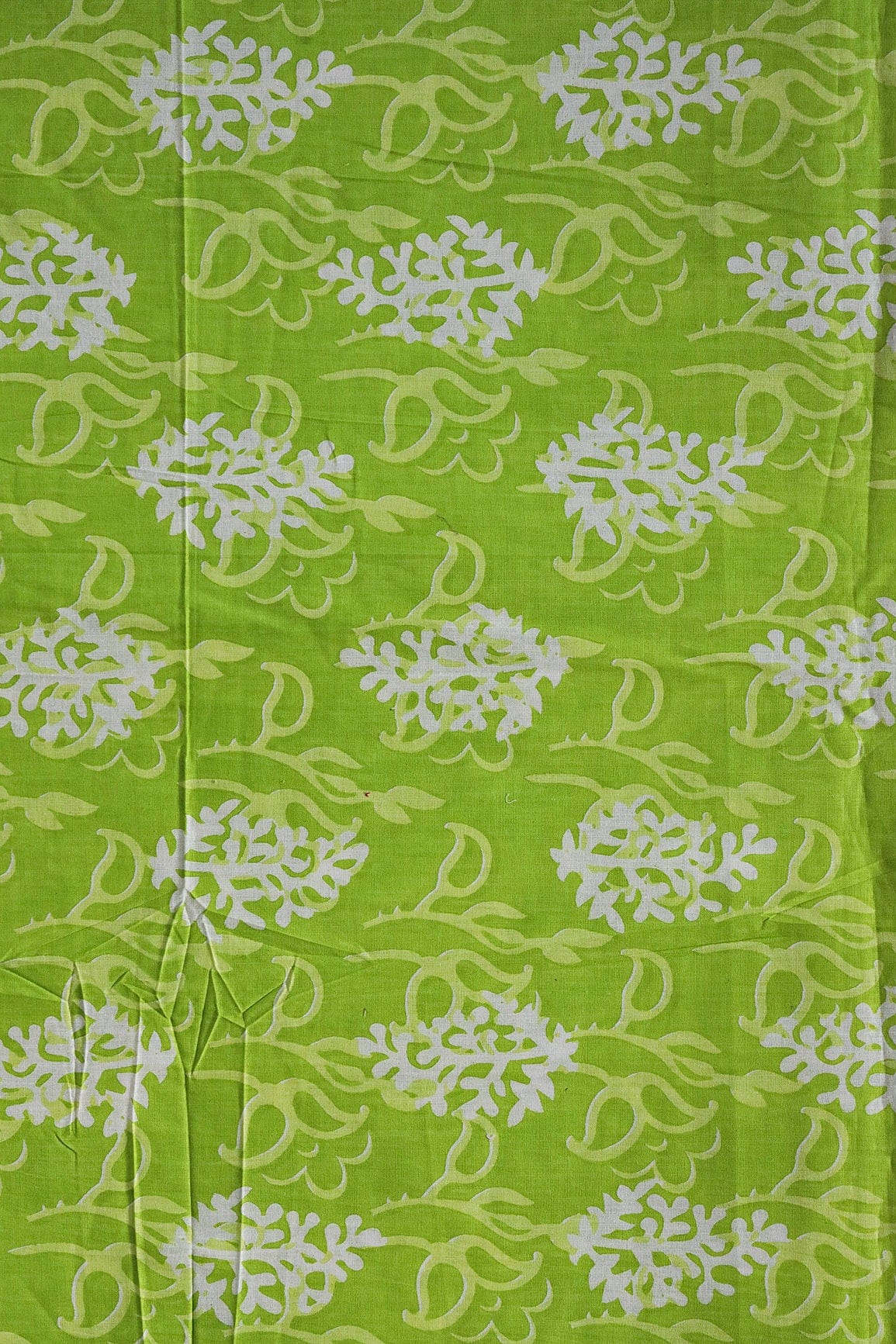 doeraa Prints Parrot Green And White Floral Print On Pure Cotton Fabric