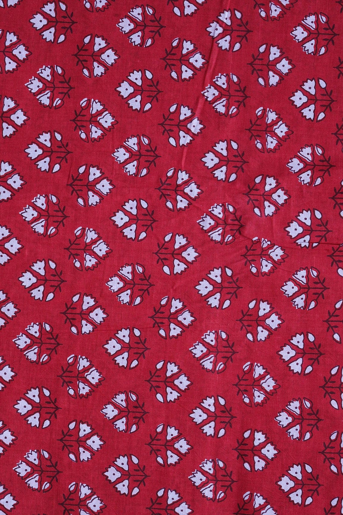 doeraa Prints White Floral Booti Pattern Print On Red Pure Cotton Fabric