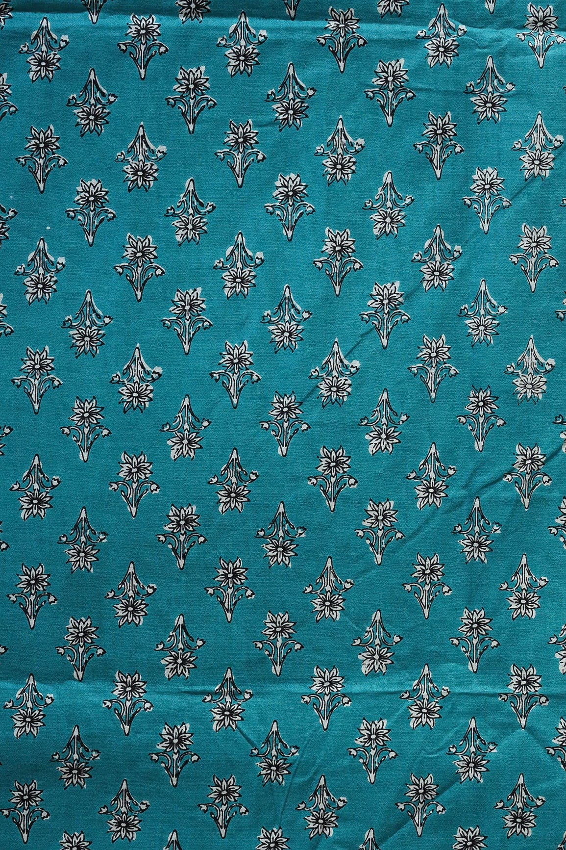 Rama Blue And White Floral Print On Pure Cotton Fabric - doeraa