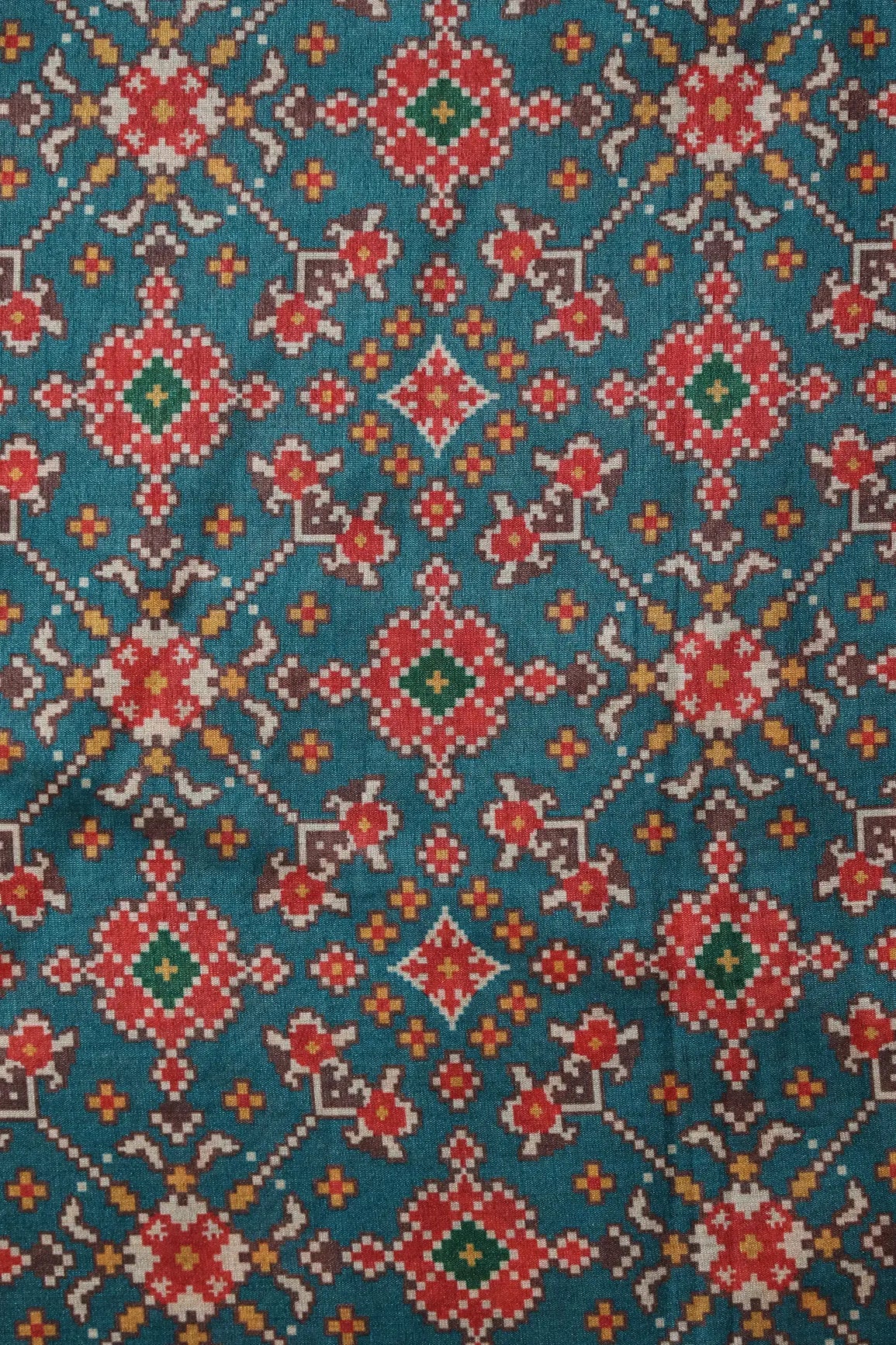 Red And Rama Patola Pattern Digital Print On Mulberry Silk Fabric - doeraa
