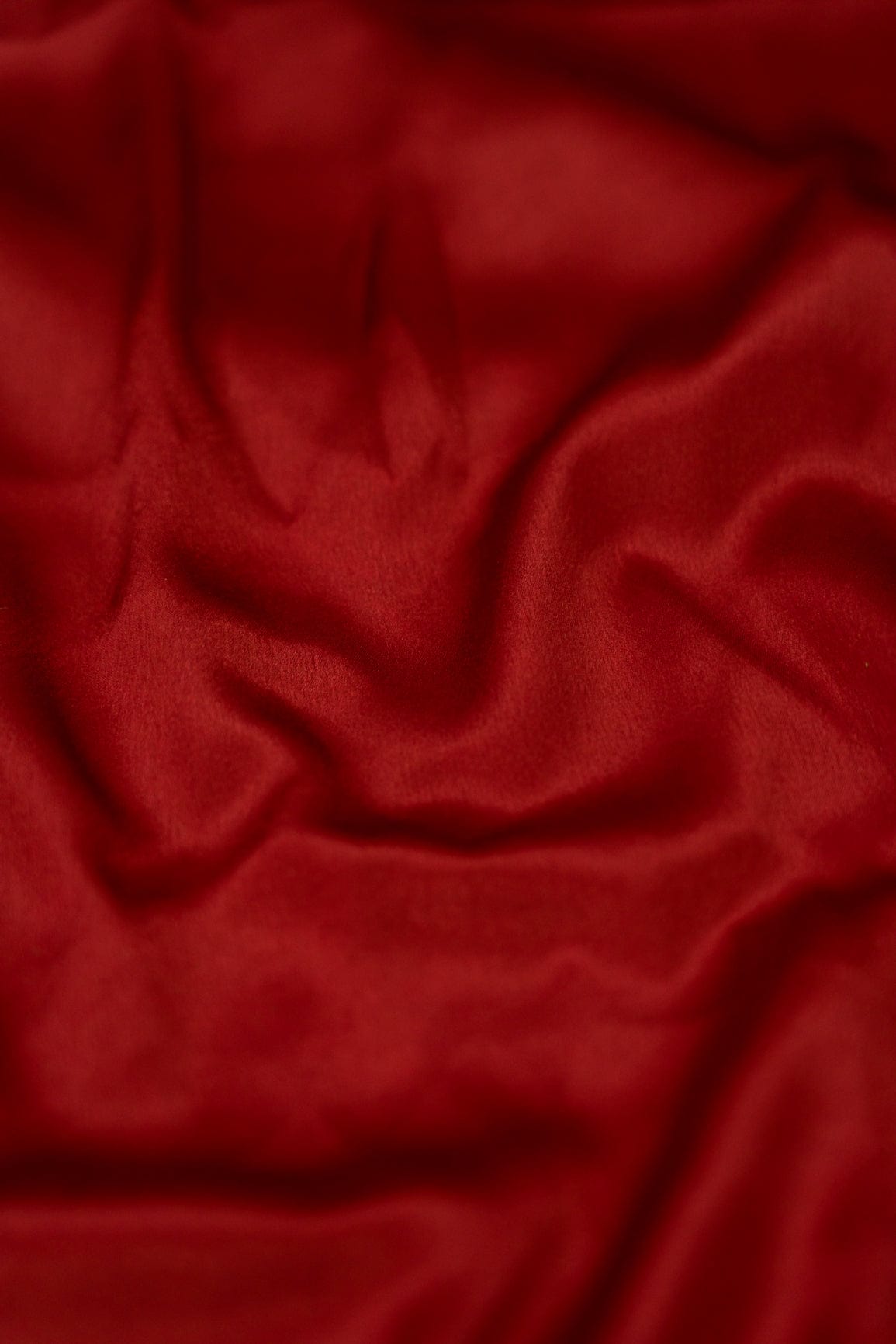 Red Dyed Satin - doeraa