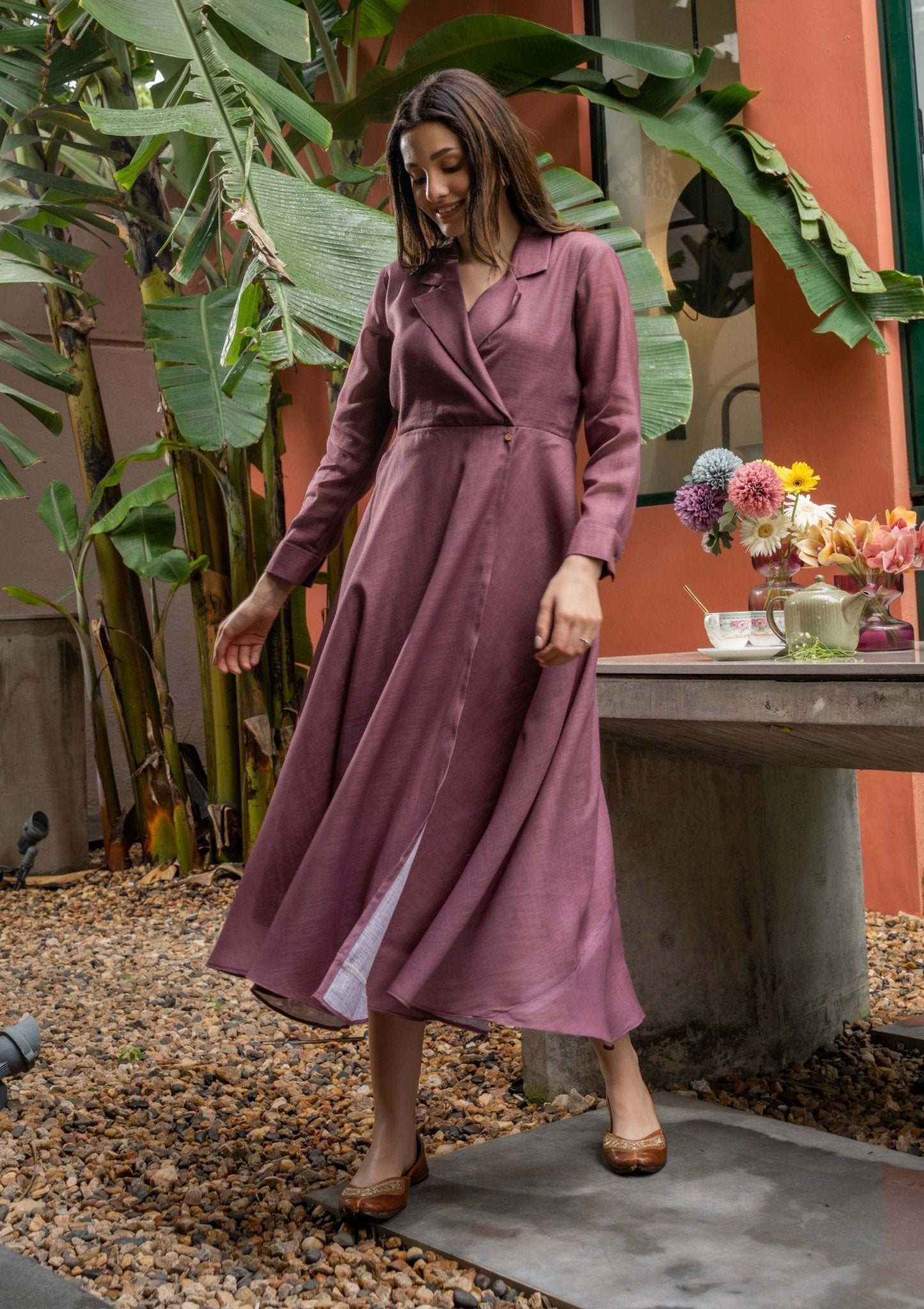 Scarlet Dusty Rose Color Linen Dress with Wooden Buttons - doeraa
