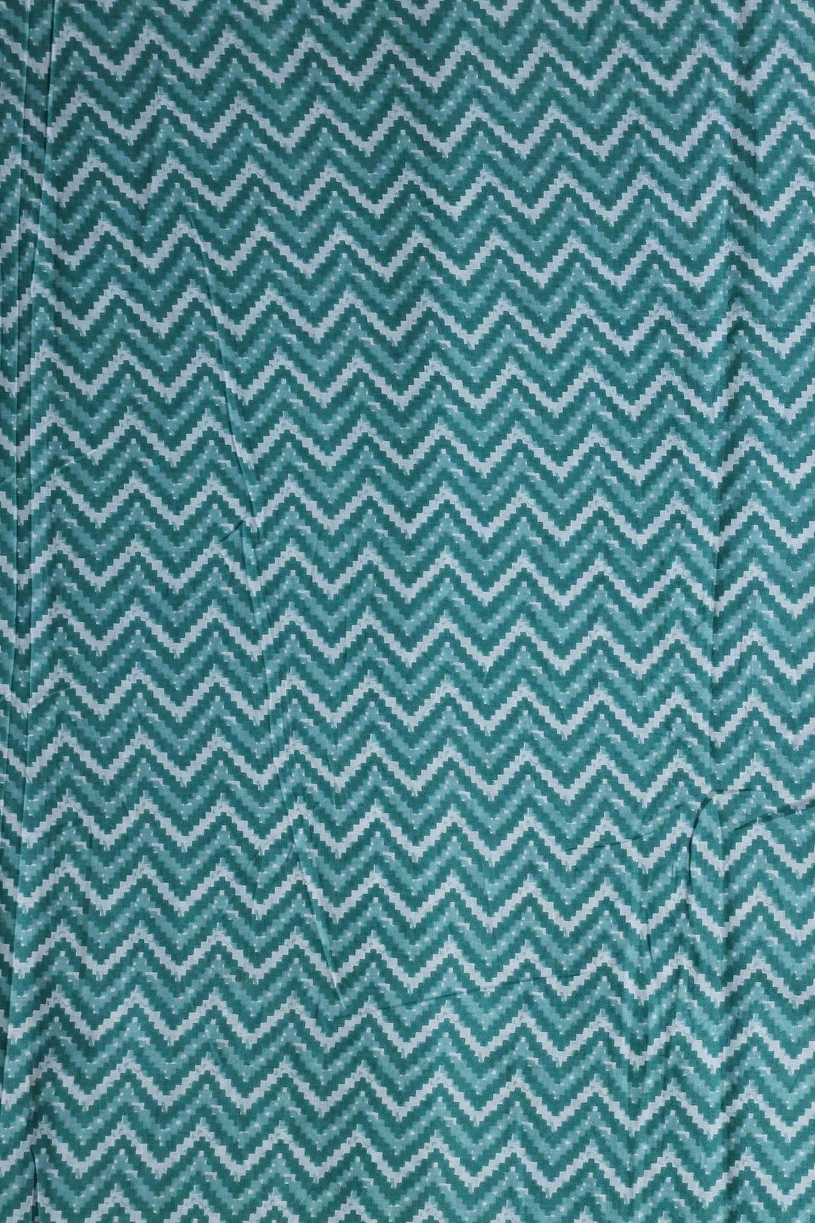 White And Jungle Green Chevron Print On Pure Cotton Fabric - doeraa