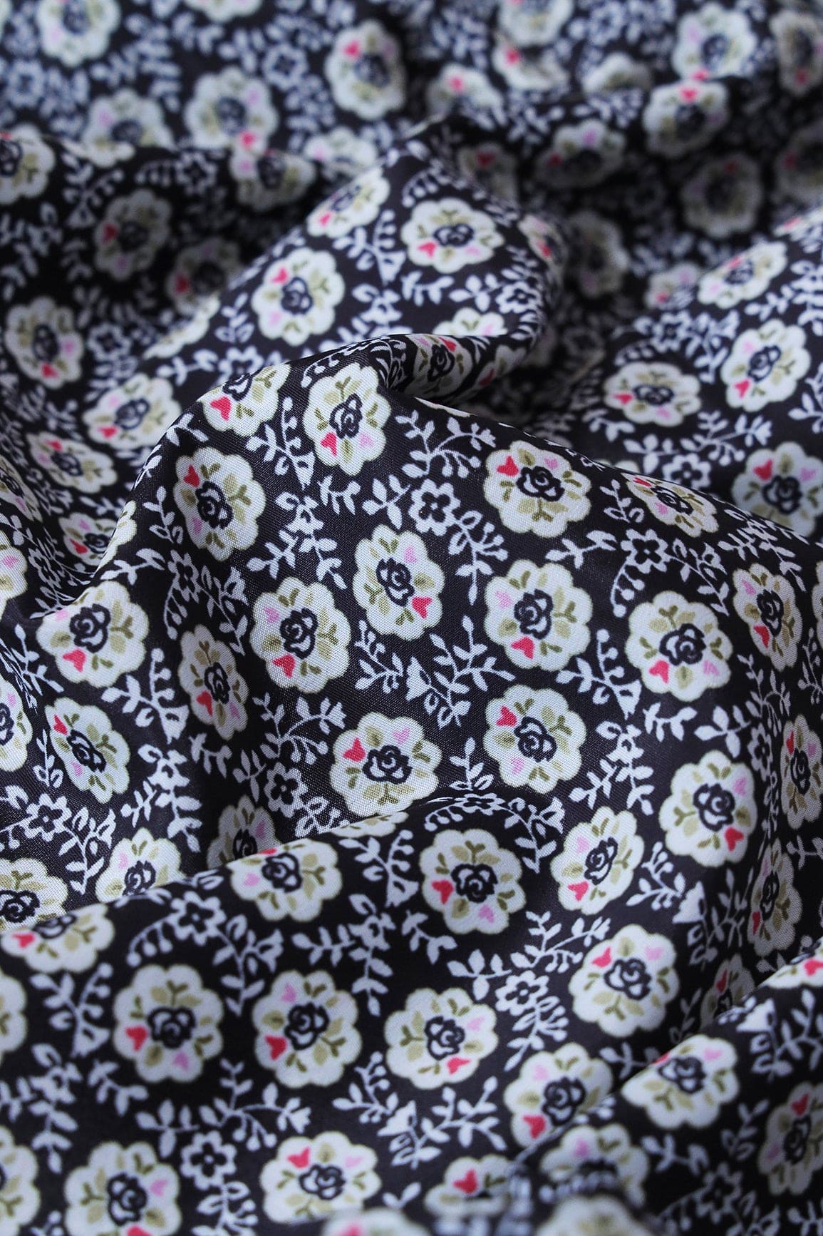 White Floral Pattern Digital Print On Black French Crepe Fabric - doeraa