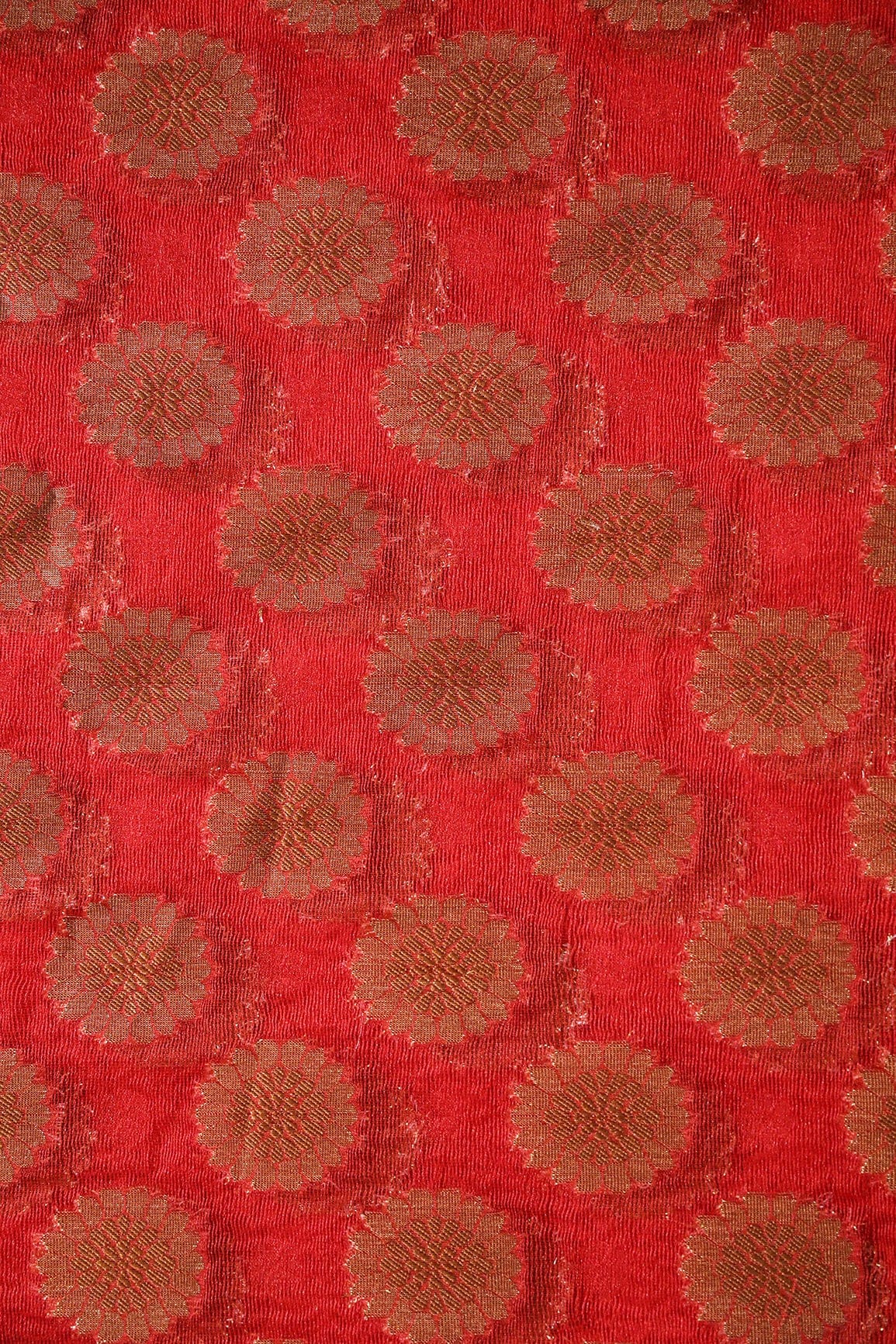 doeraa Banarasi Fabrics Red Floral Pure Net Gold Zari Banarasi Jacquard Fabric