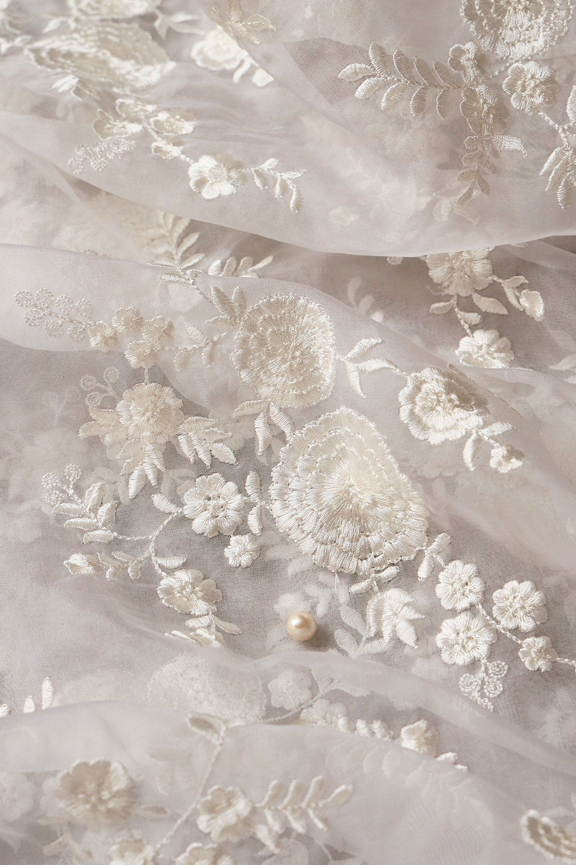 doeraa Embroidery Fabrics 4 Meter Cut Piece Of White Thread Floral Embroidery On White Dyeable Organza Fabric