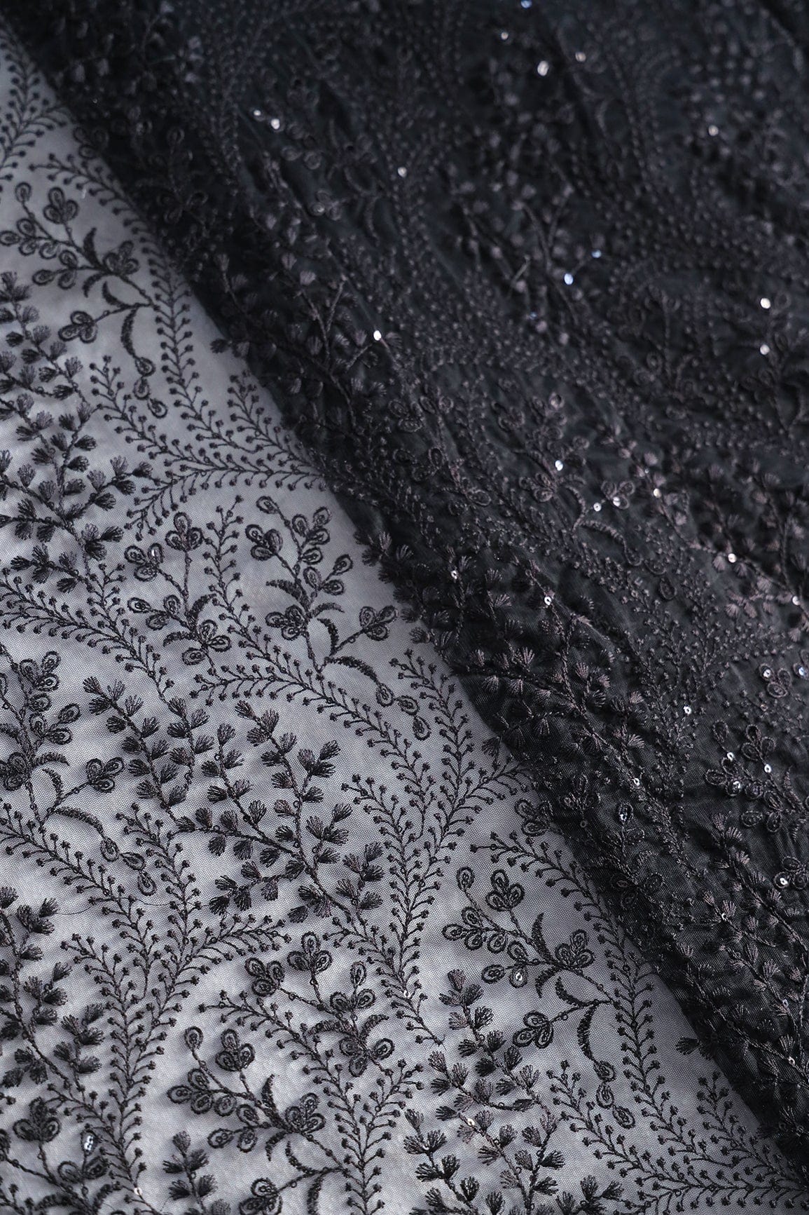 doeraa Embroidery Fabrics Beautiful Black Thread With Sequins Floral Embroidery Work On Black Soft Net Fabric With Border