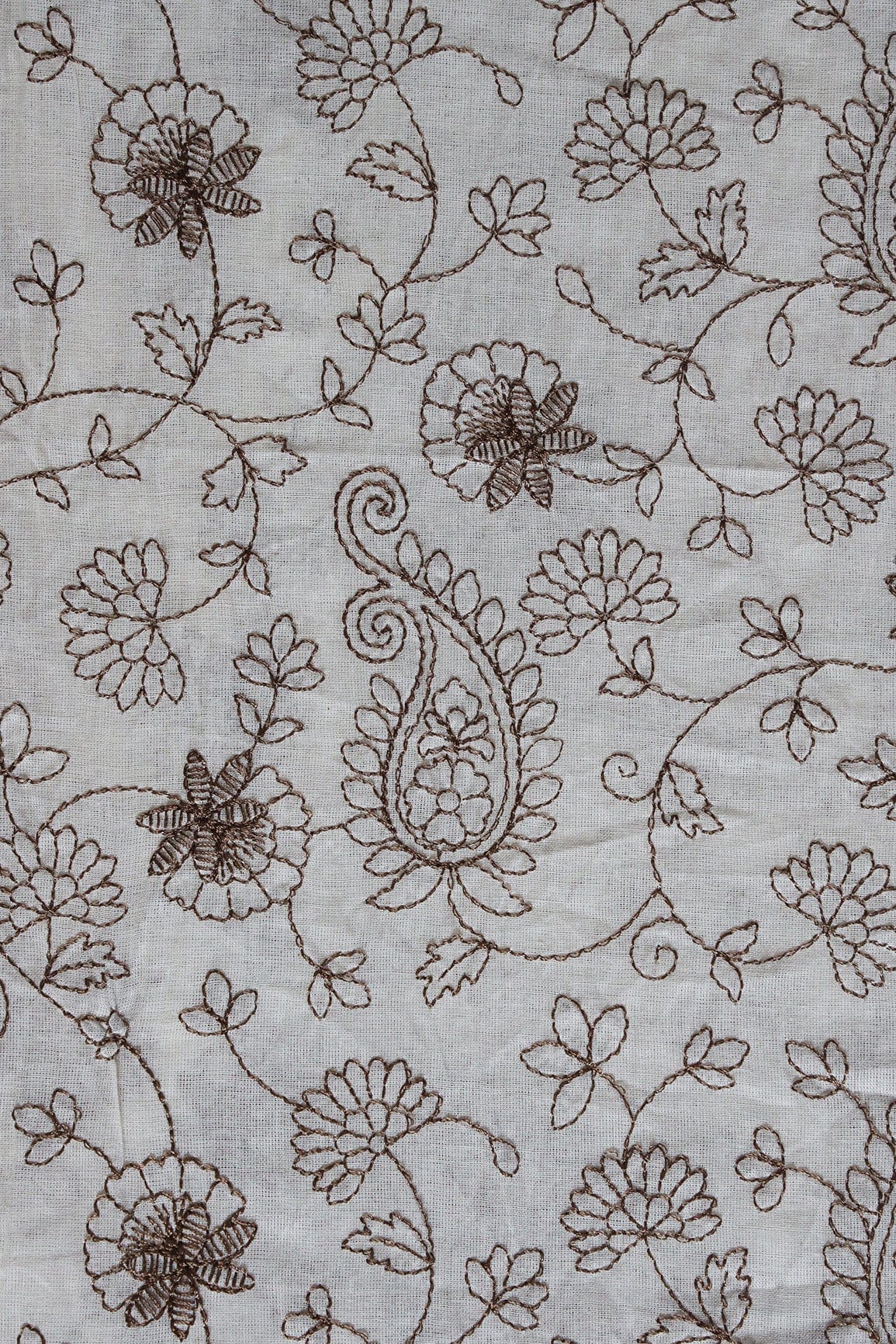 doeraa Embroidery Fabrics Beautiful Brown Thread Floral Embroidery Work On White Organic Cotton Fabric