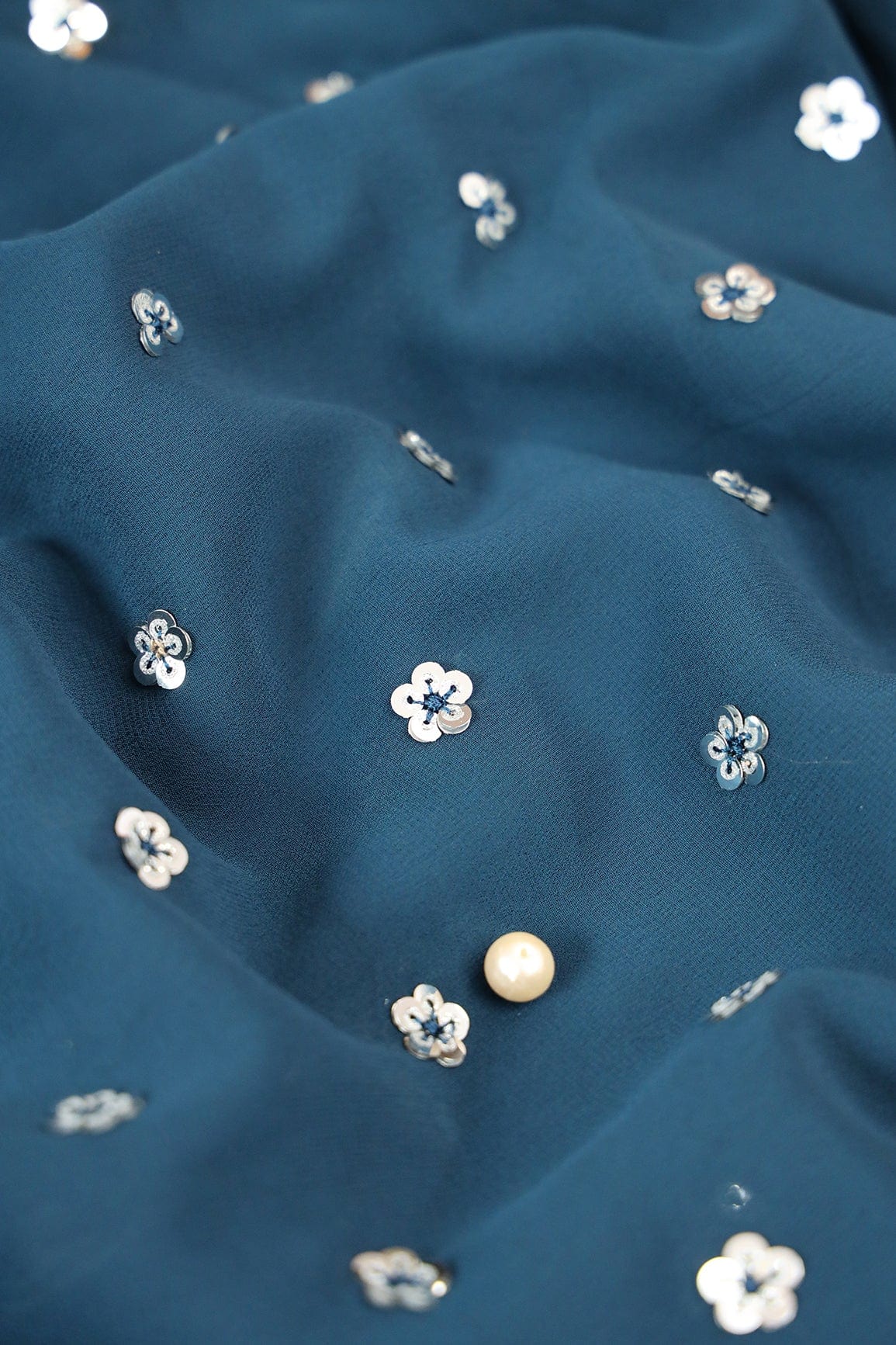 doeraa Embroidery Fabrics Beautiful Silver Sandwich Sequins Small Floral Embroidery On Prussian Blue Georgette Fabric