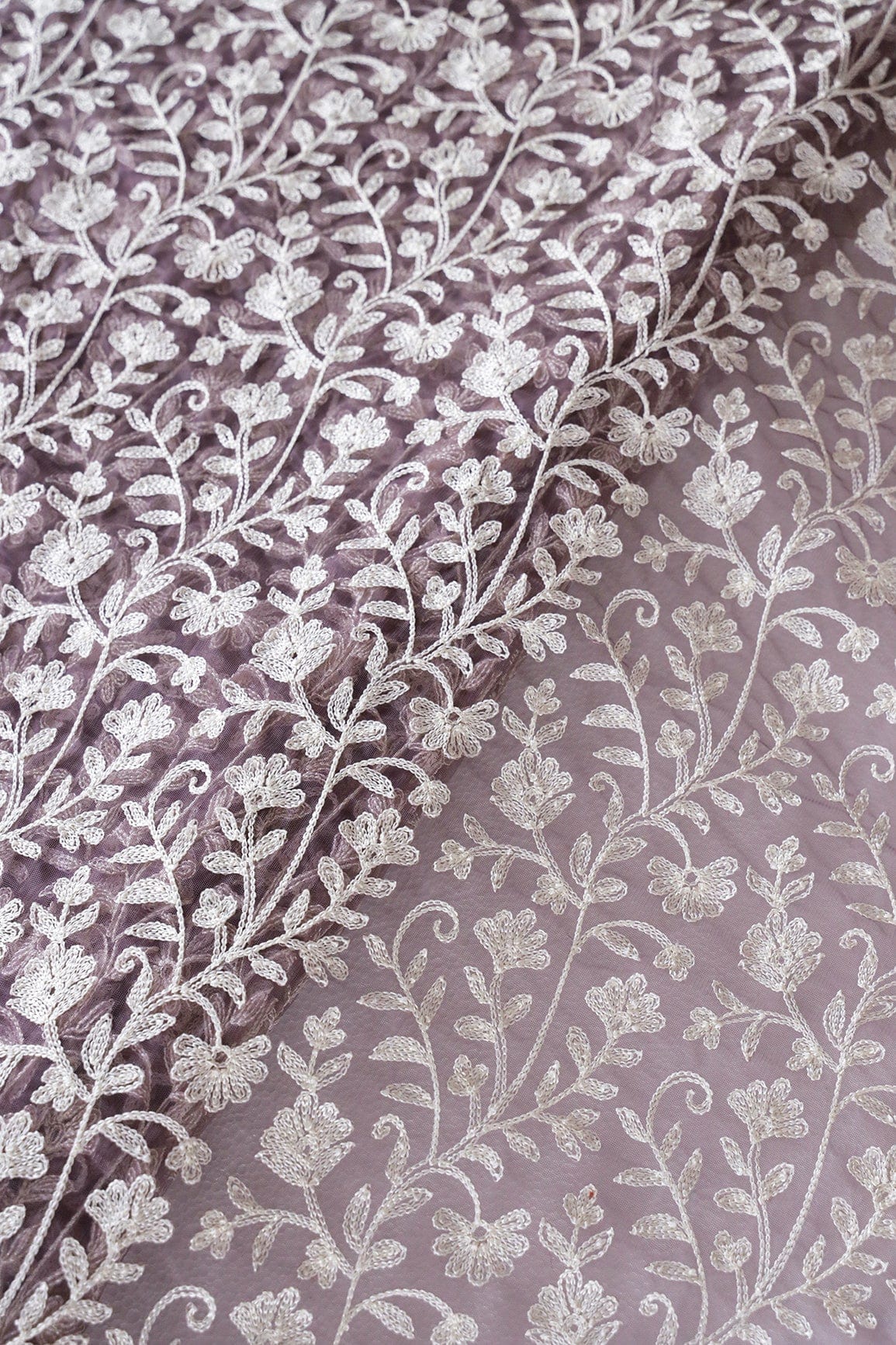 doeraa Embroidery Fabrics Beautiful White Thread Floral Embroidery On Voila Purple Soft Net Fabric