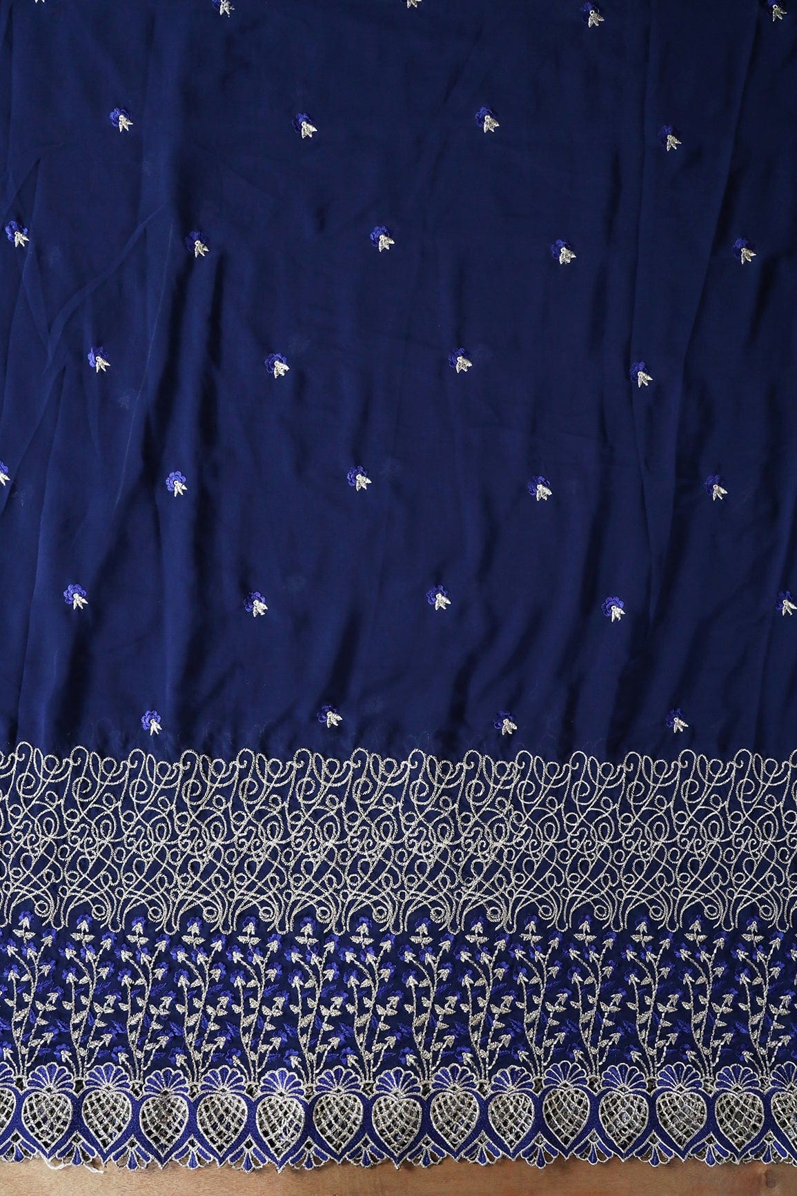 doeraa Embroidery Fabrics Big Width''56'' Blue Thread With Zari Floral Embroidery Work On Navy Blue Georgette Fabric With Border