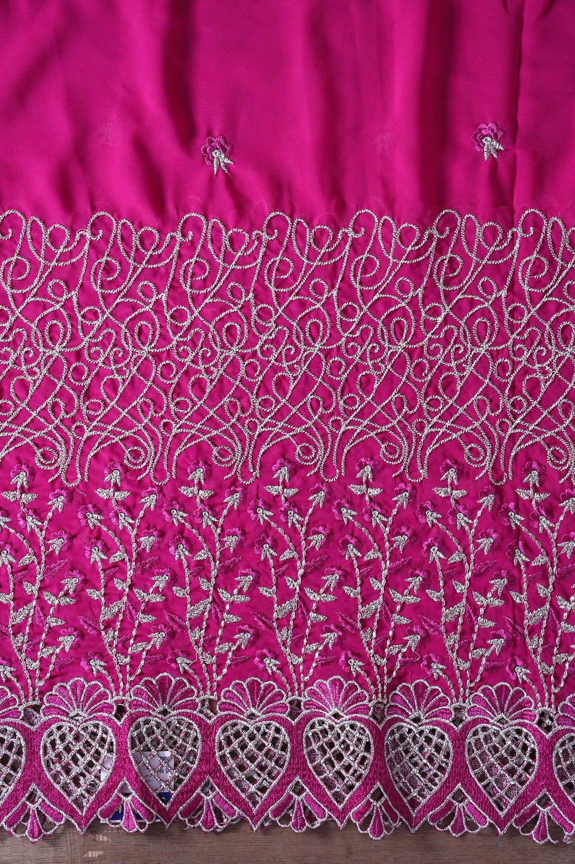 doeraa Embroidery Fabrics Big Width''56'' Fuchsia Thread With Zari Floral Embroidery Work On Fuchsia Georgette Fabric With Border