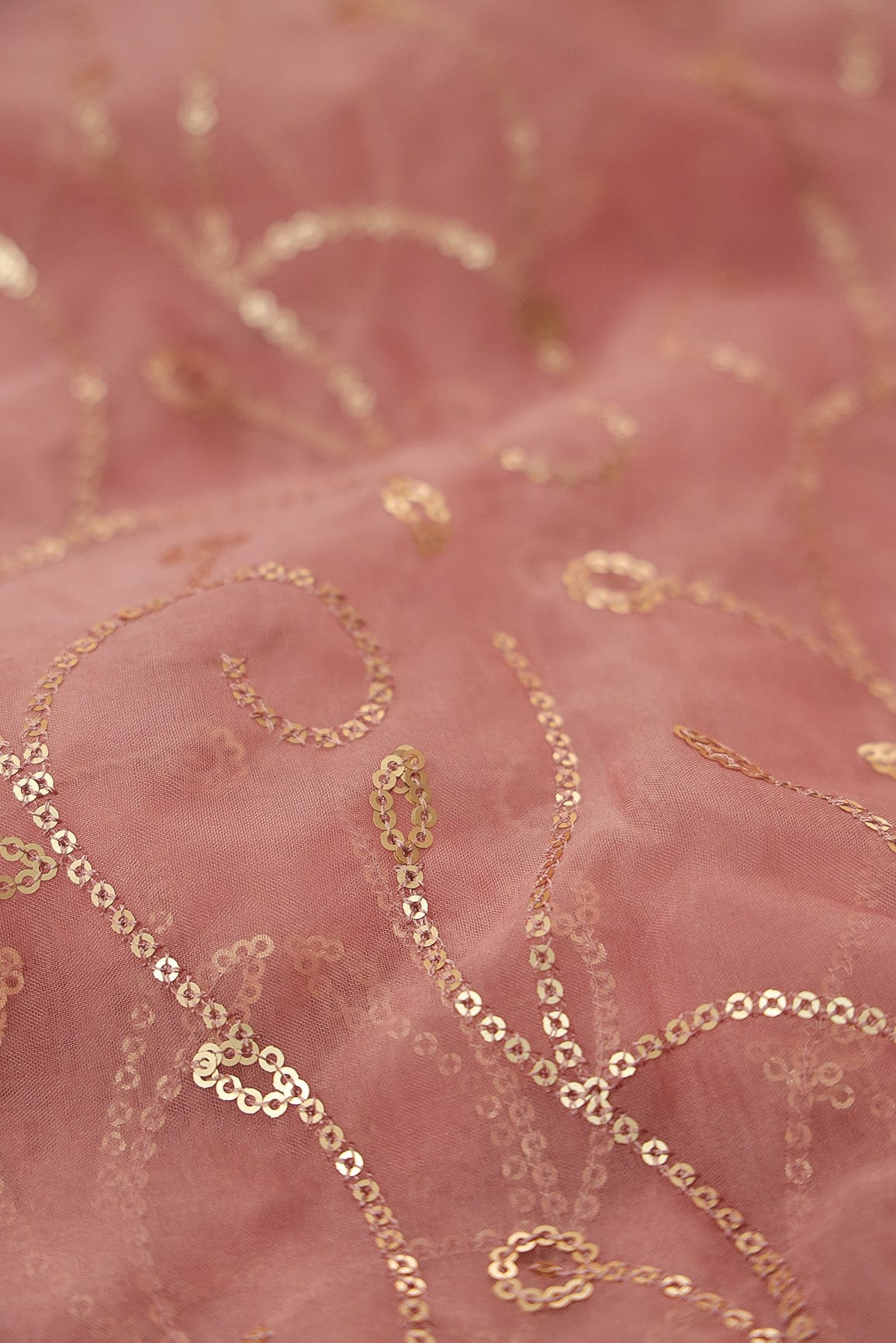 doeraa Embroidery Fabrics Cultural Gold Sequins Embroidery on Salmon Pink Organza Fabric