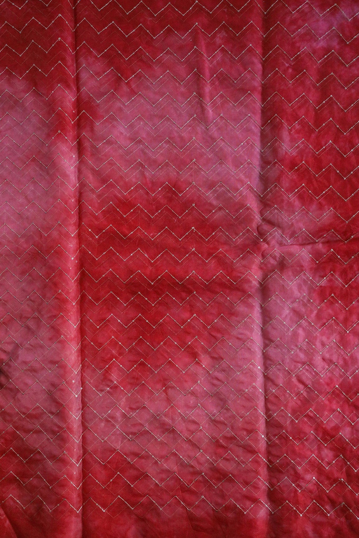 doeraa Embroidery Fabrics Gold Sequins Chevron Embroidery Work On Tie & Dye Red Organza Fabric
