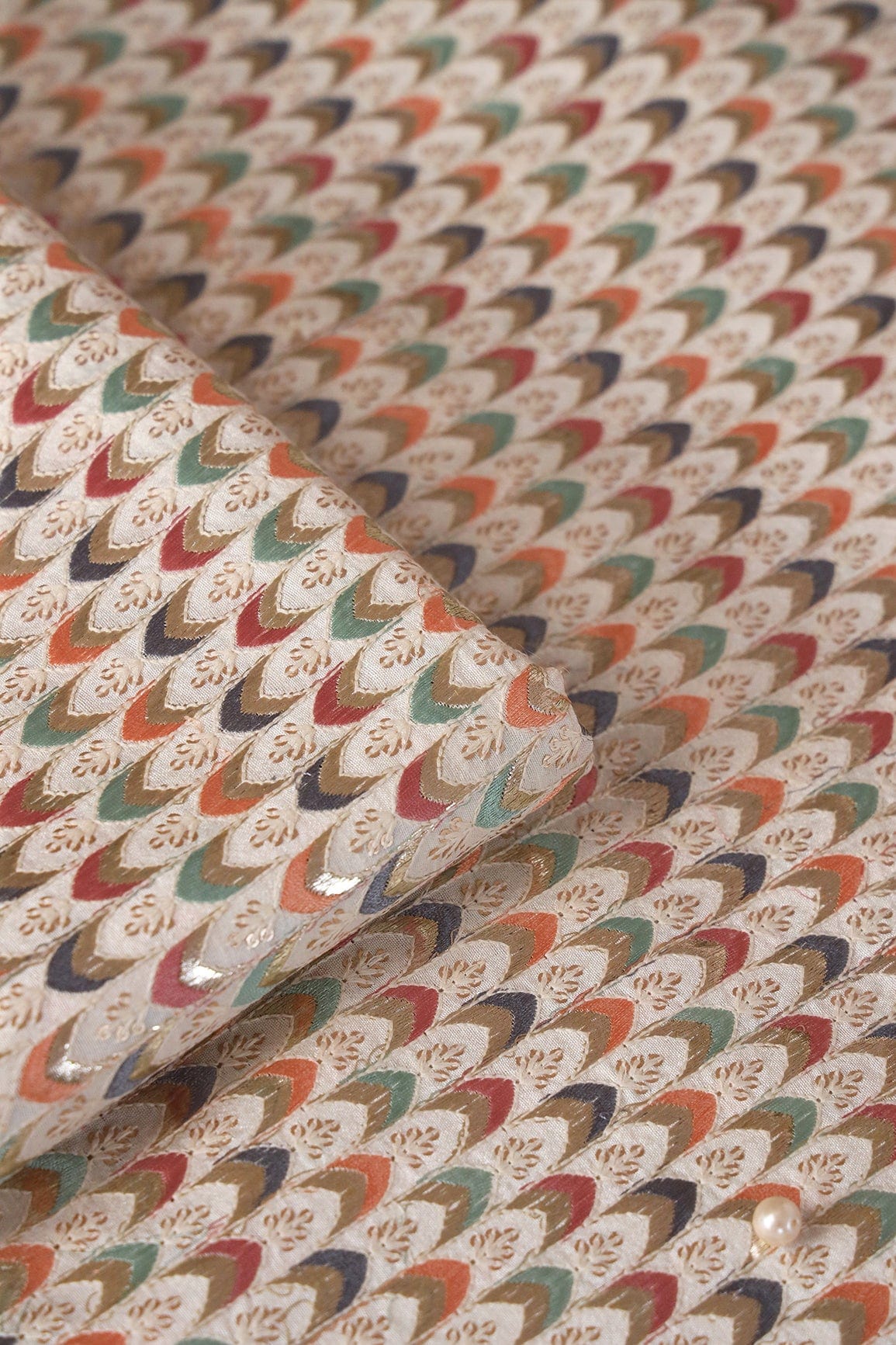 doeraa Embroidery Fabrics Multi Color Thread With Gold Matte Sequins Geometric Embroidery On Off White Raw Silk Fabric