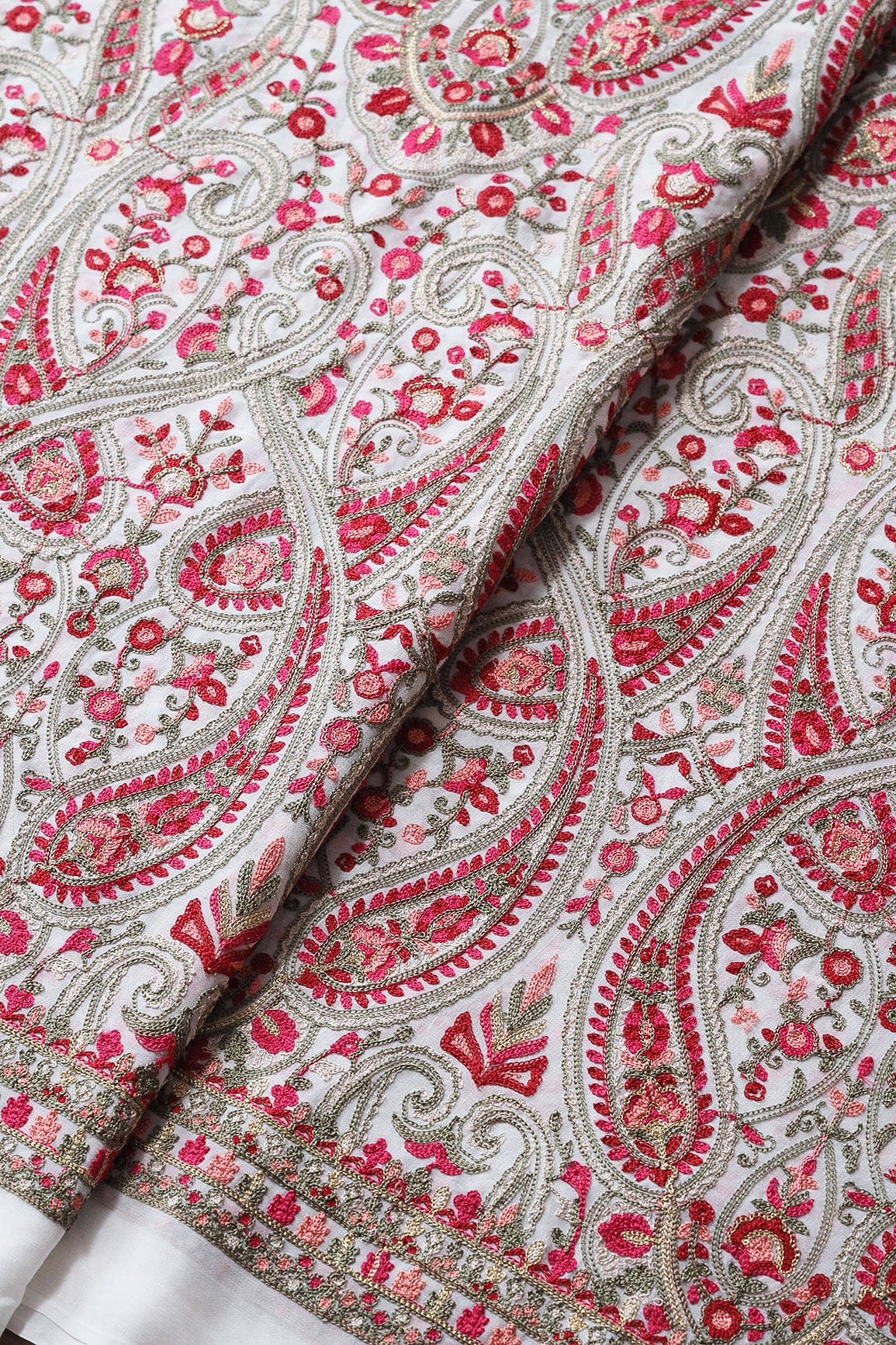 doeraa Embroidery Fabrics Multi Thread With Zari Paisley Embroidery On White Viscose Georgette Fabric