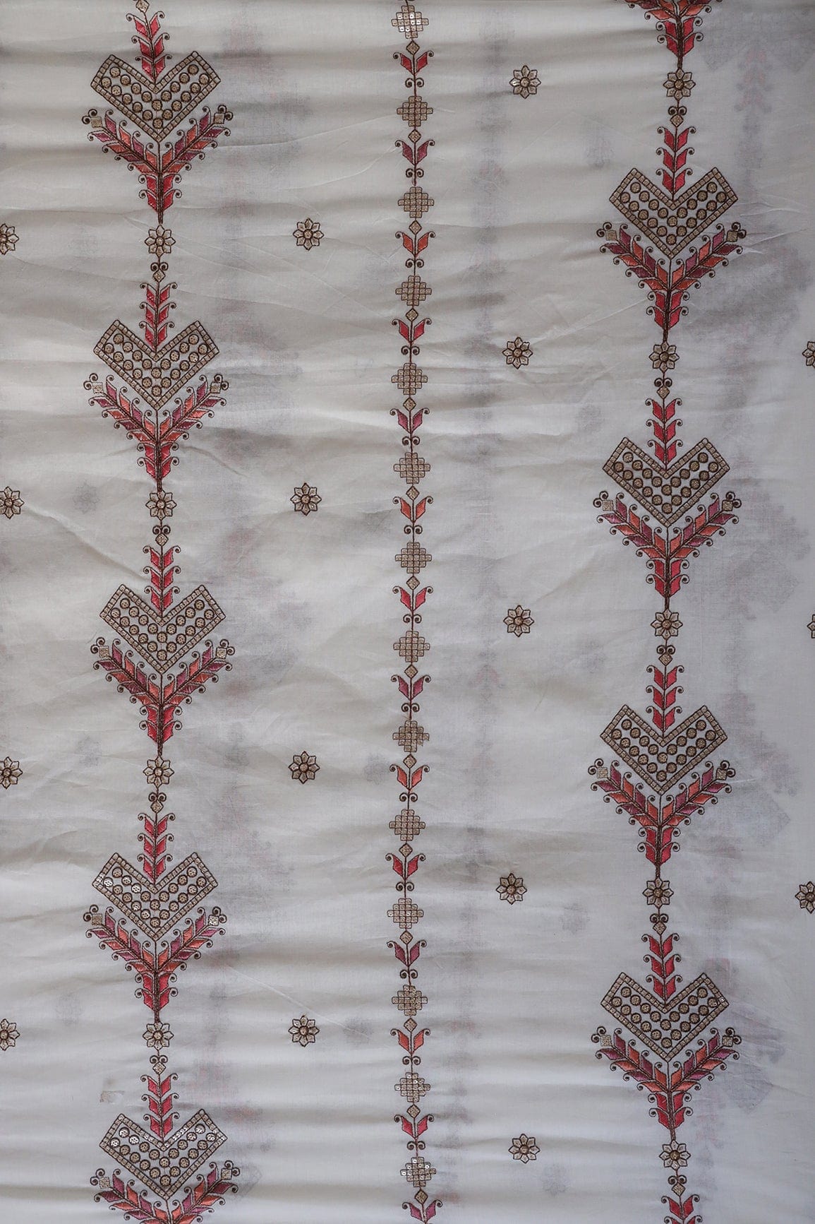 doeraa Embroidery Fabrics Pink And Orange Thread With Gold Sequins Geometric Embroidery Work On Off White Organic Cotton Fabric